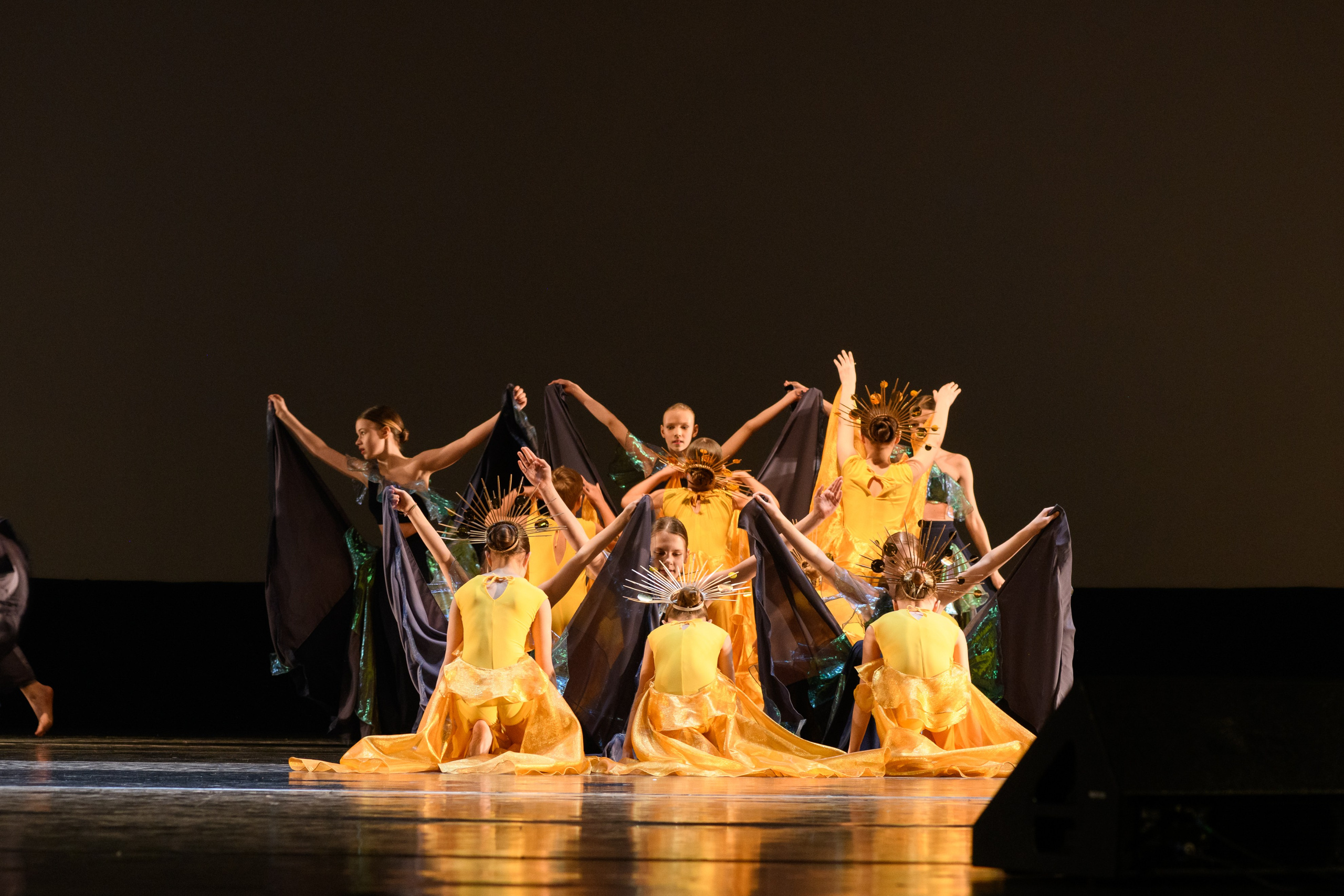 23 апреля, часть 2, БКЗ Октябрьский, г. Санкт-Петербург. Золотое яблочко