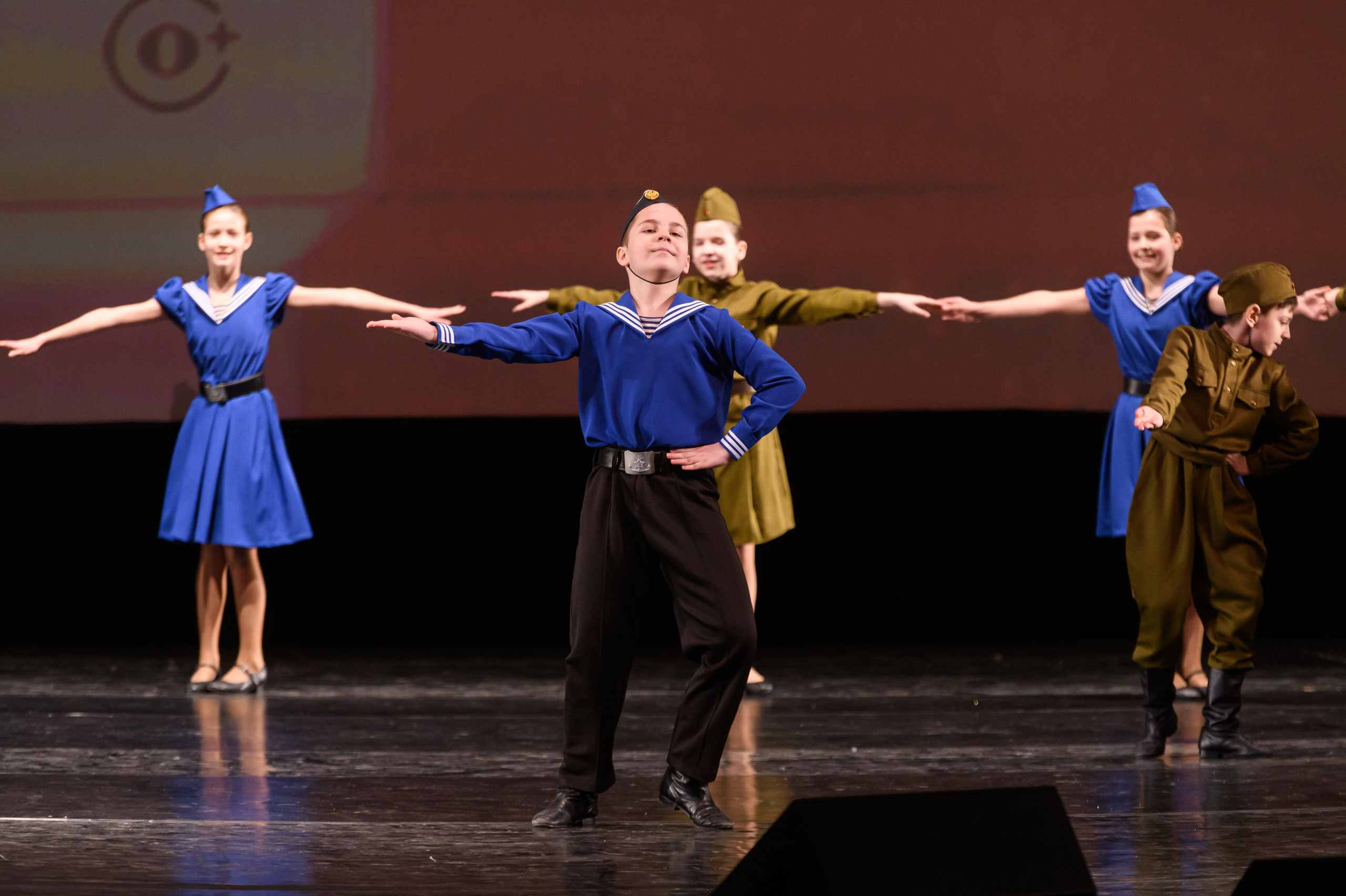 23 апреля, часть 1, БКЗ Октябрьский, г. Санкт-Петербург. Золотое яблочко