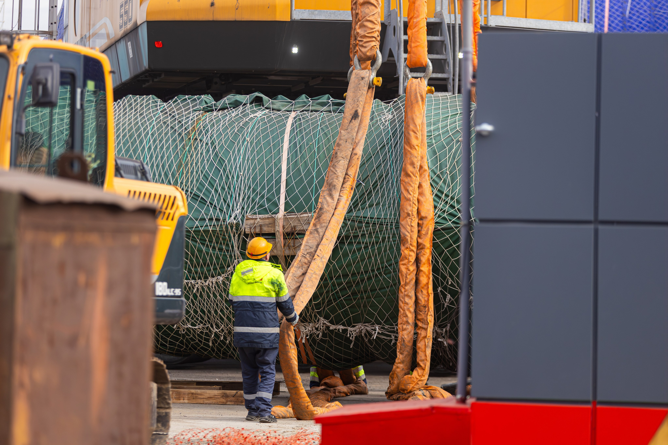 Разгрузка в порту. Снимаю съемки