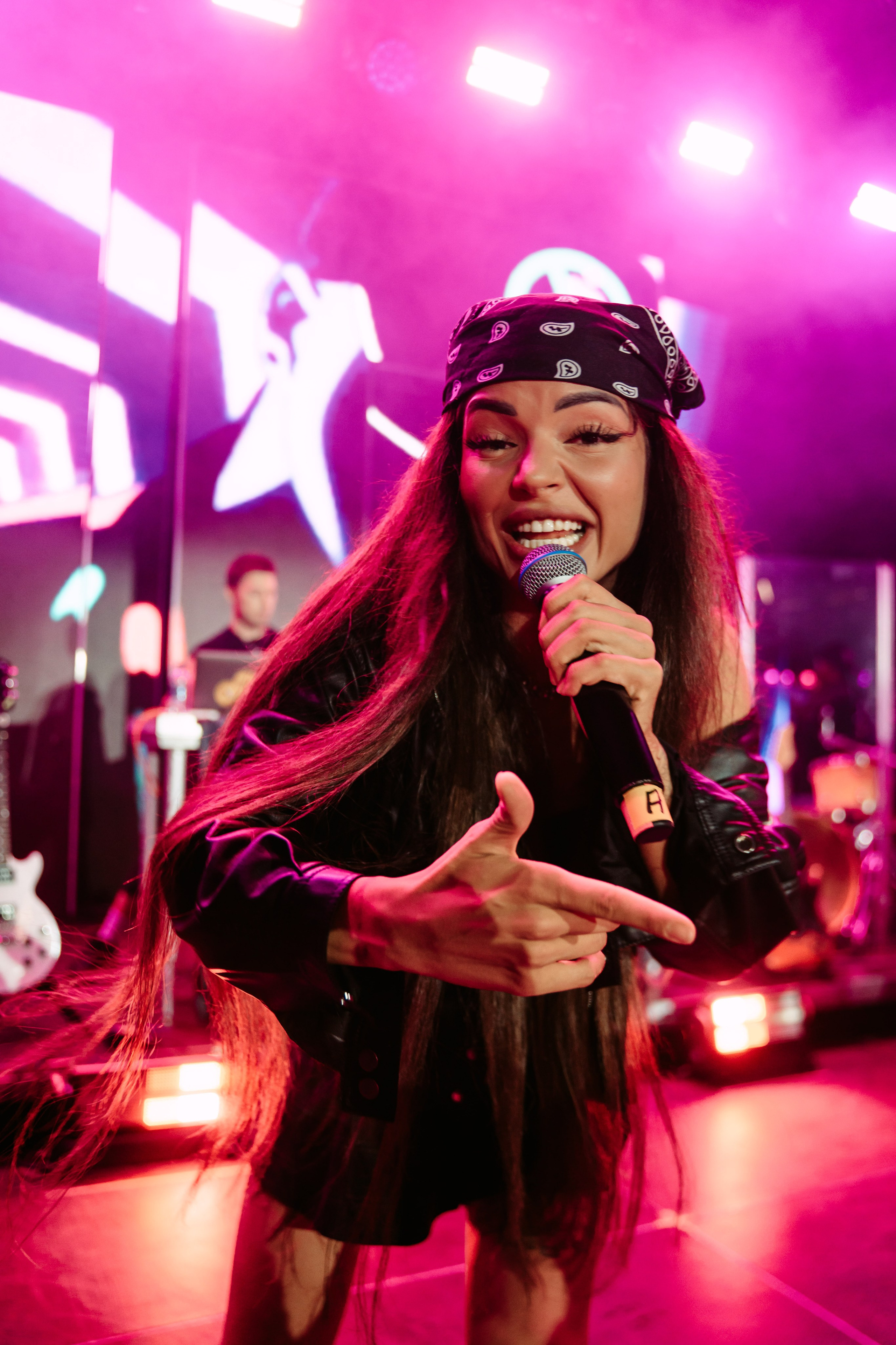 Дискотека Авария / 2025. Саша Копылов, фотограф в Казани