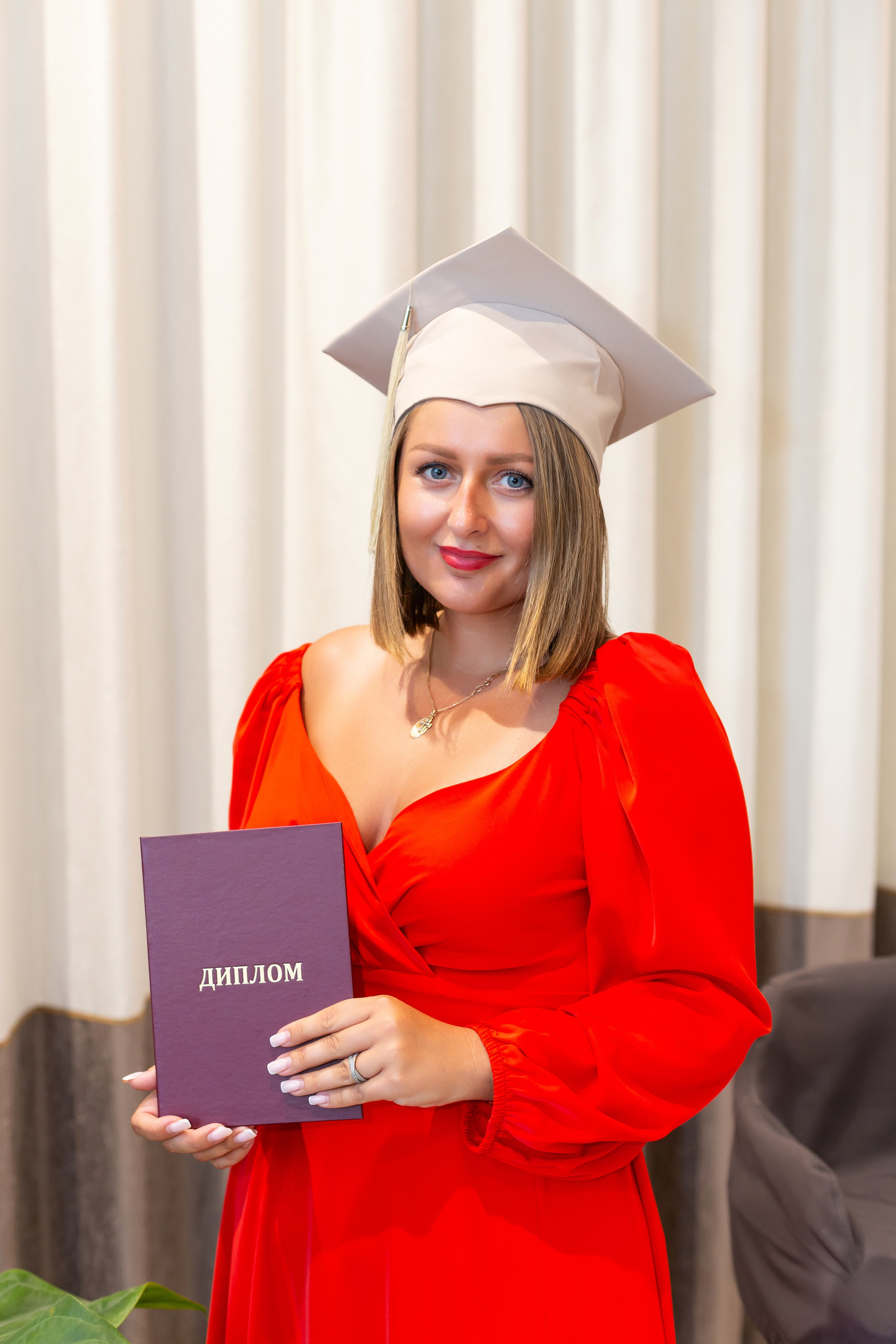 Выпускной курса психологов. Ирина Квасова | Фотограф в стиле VOGUE | Тюмень