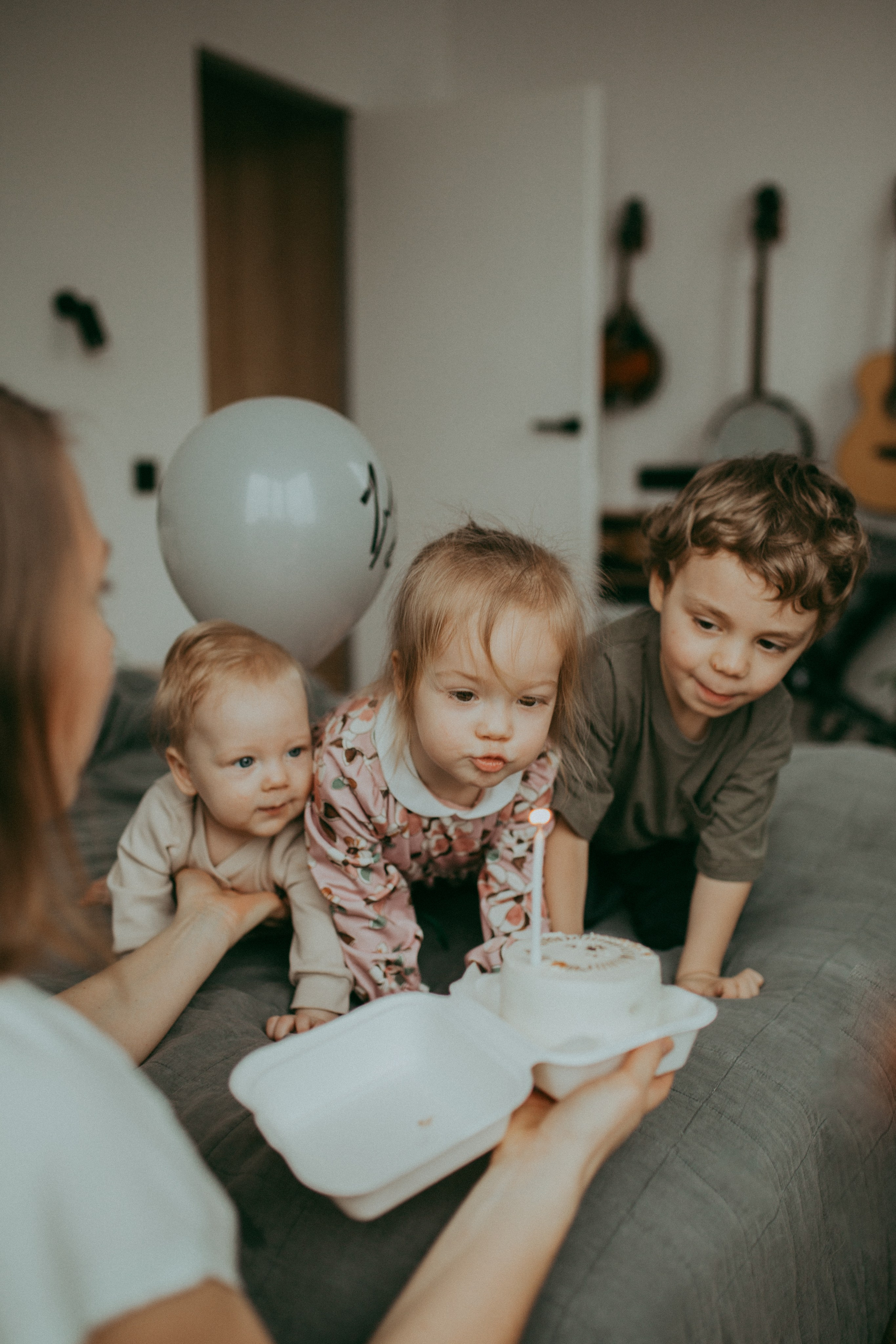 Феде 6 мес. или операция по захвату торта. Семейный фотограф Санкт-Петербург Елена Корытцева