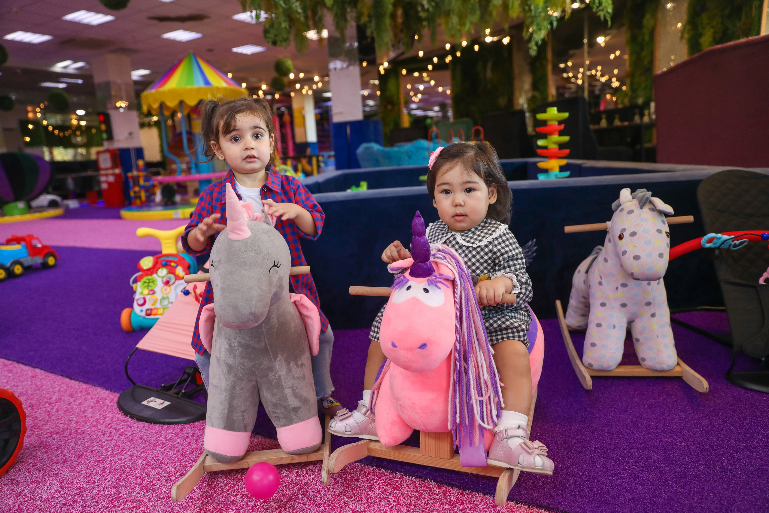 ДЕТСКИЕ МЕРОПРИЯТИЯ. Photographer Viktoriya Markushina «My world throug»