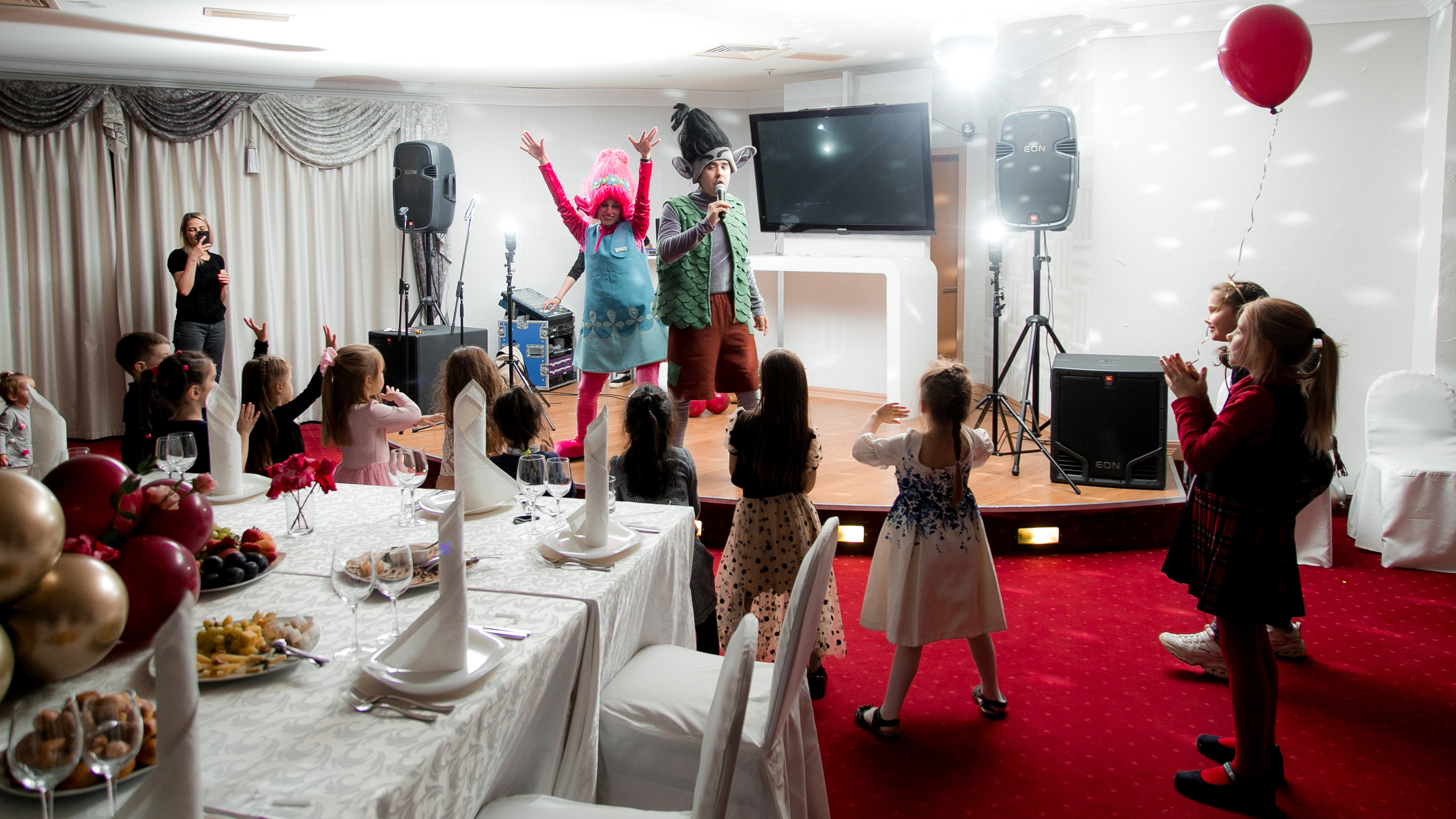 Фотосъемка детского Дня рождения Анечки. Репортажный фотограф Борис Геер