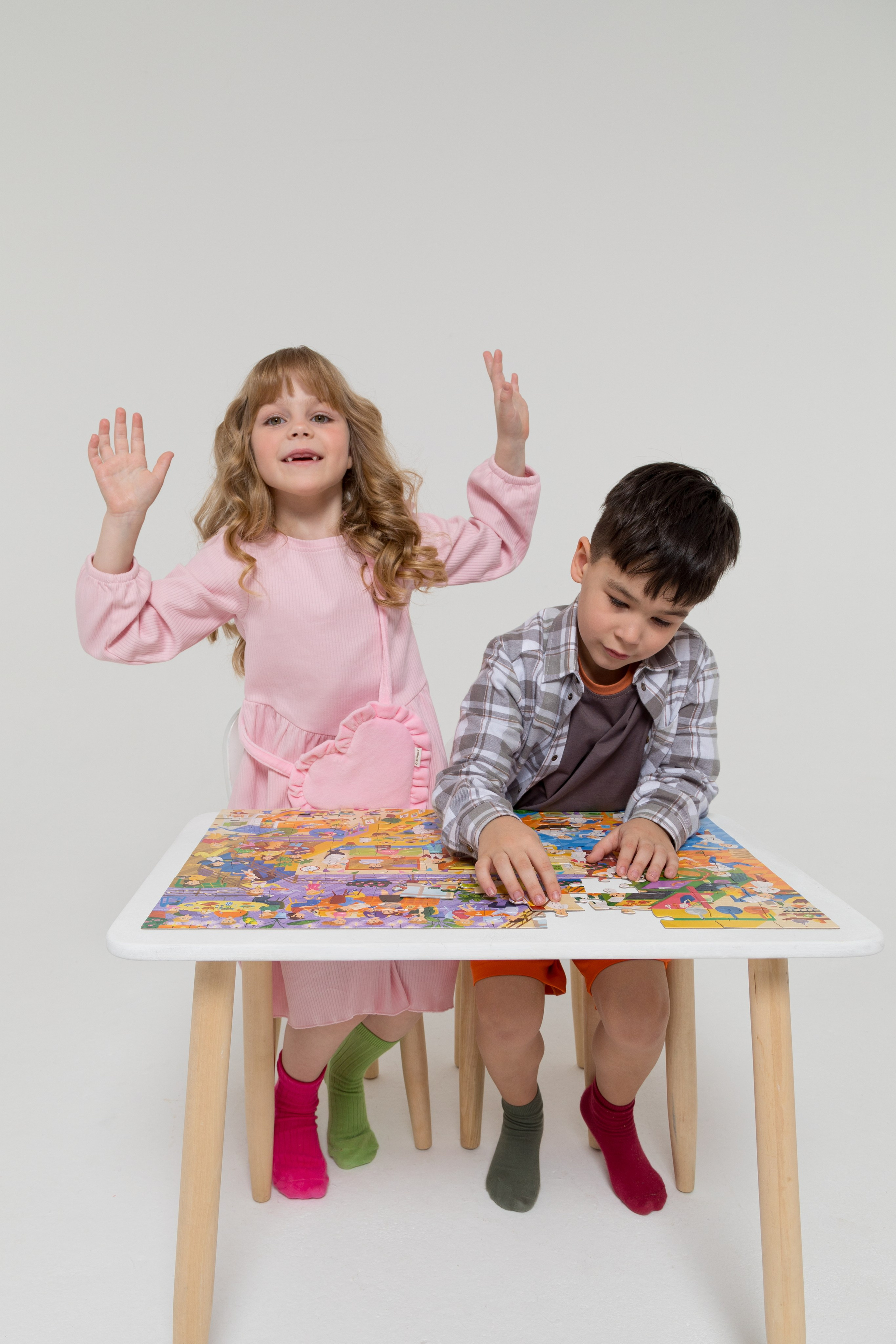 Имиджевая и каталожная съёмка для бренда детских пазлов. Детский и контент фотограф Надя Волкова Санкт-Петербург