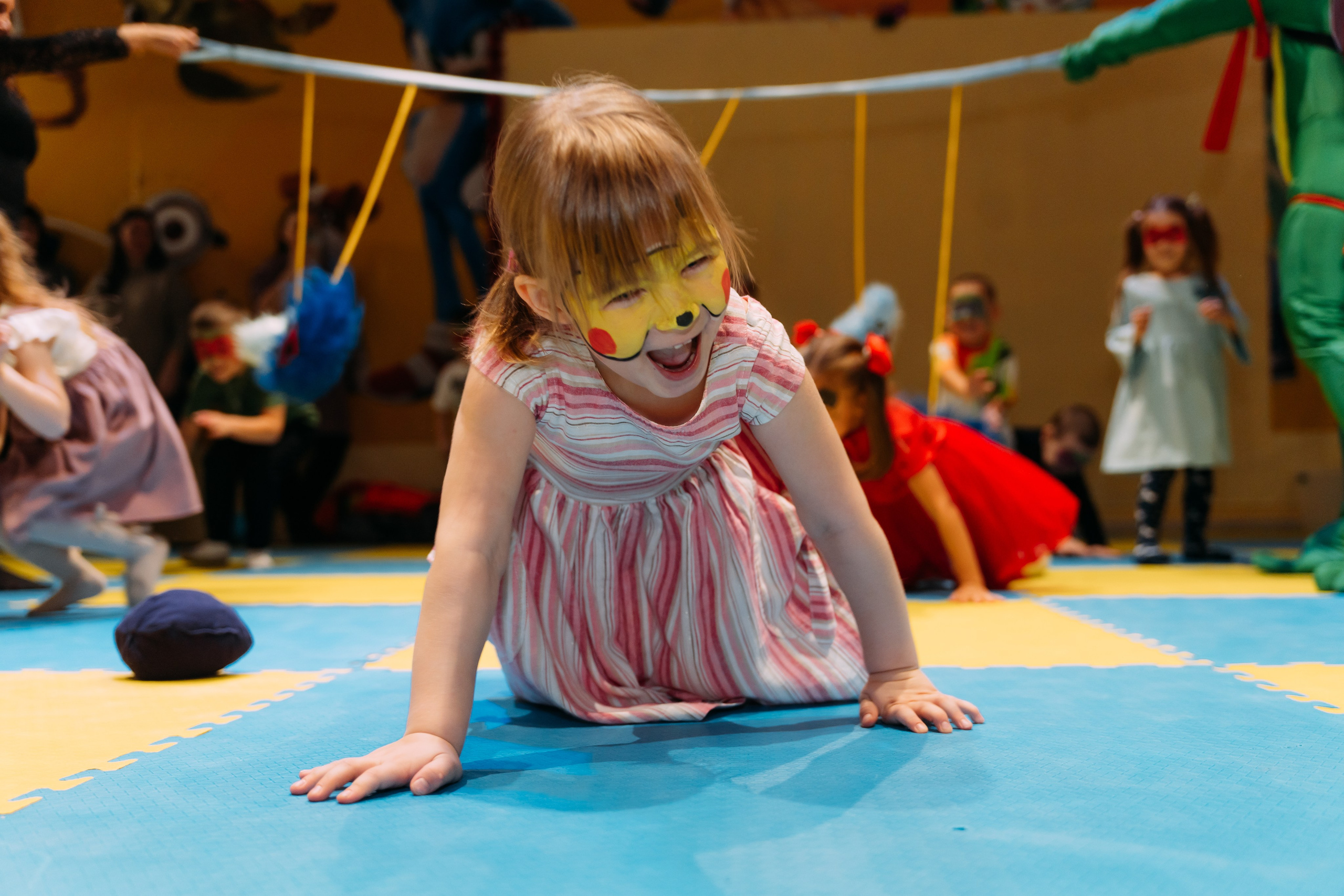 День рождения в игровой. СВАДЕБНЫЙ ФОТОГРАФ КРАСНОЯРСК