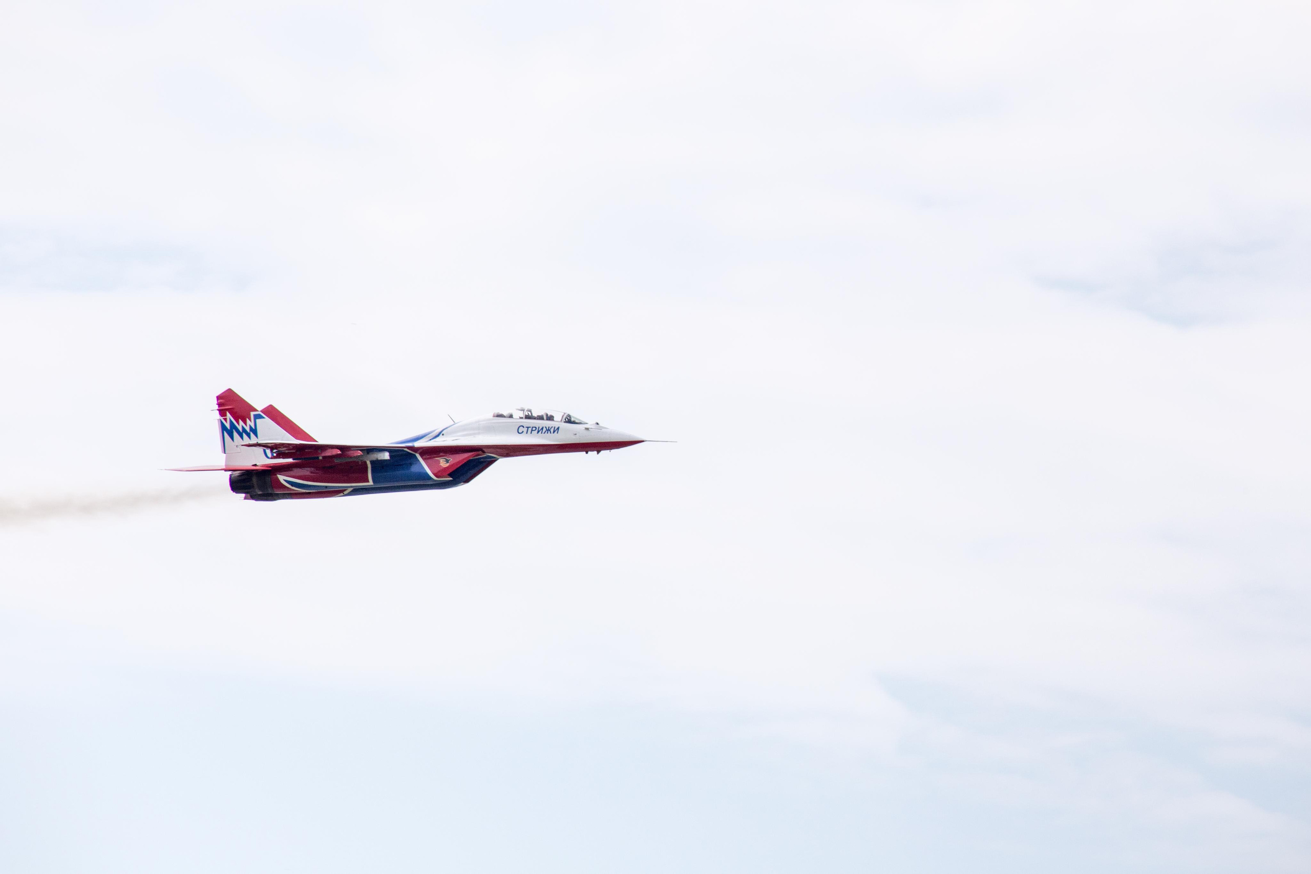 Пилотажная группа «Стрижи». Фотограф Пермь. Фотосессия в фотостудии Перми и на свежем воздухе