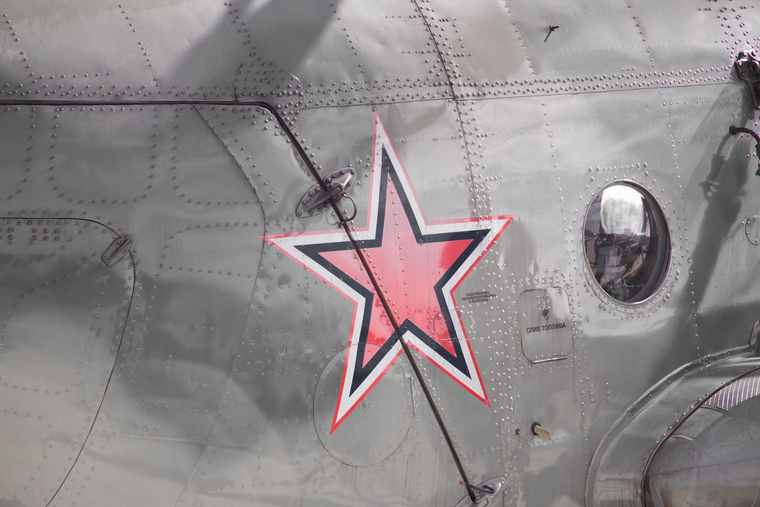 Пилотажная группа «Стрижи». Фотограф Пермь. Фотосессия в фотостудии Перми и на свежем воздухе