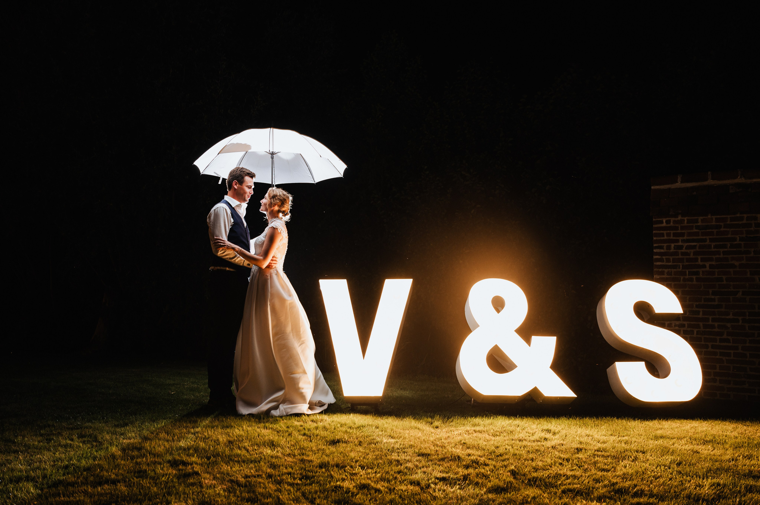 …Unbreakable bond. Golden Moments Editing — We do Wedding’s Retouch and Video Editing