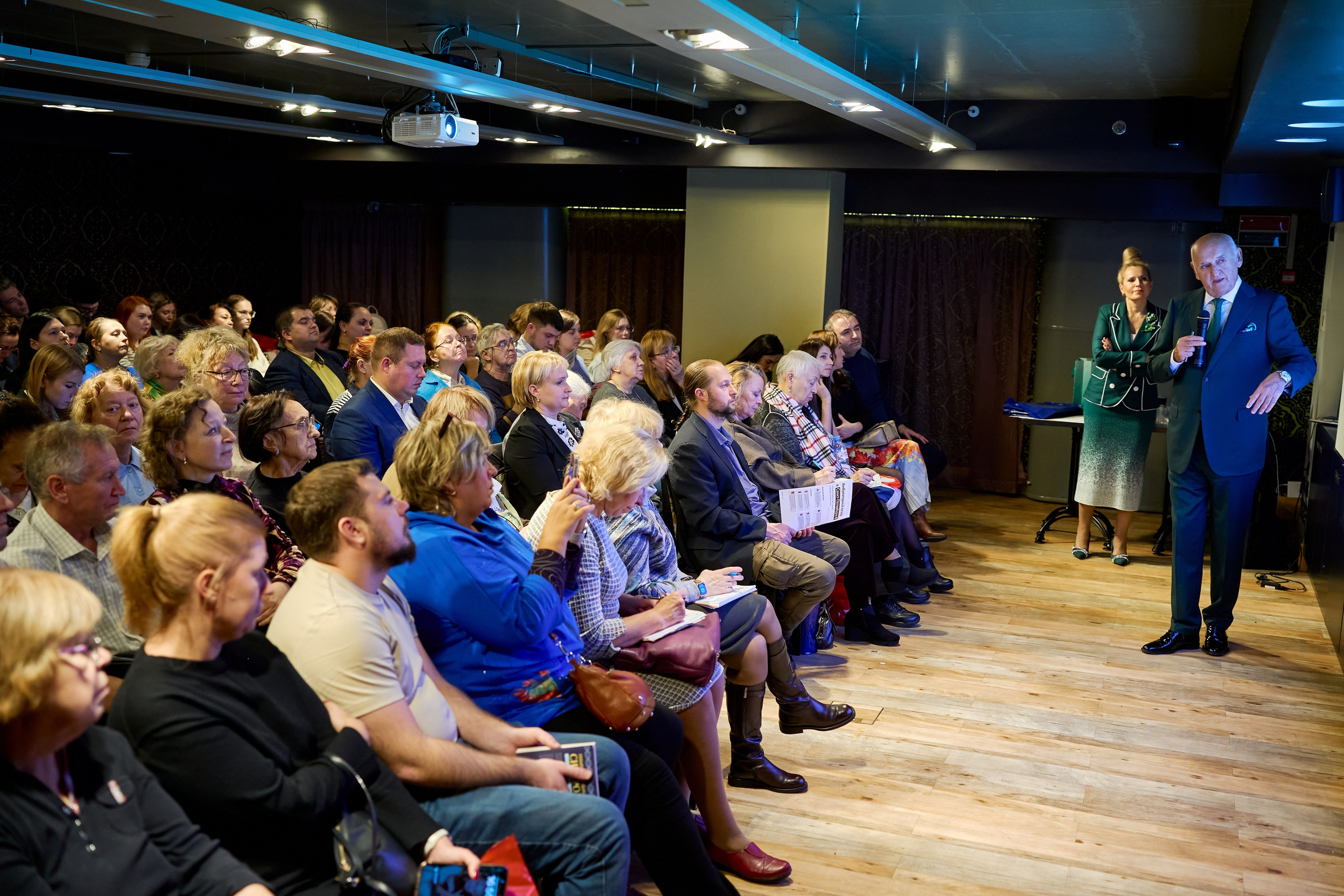 Медицинский форум СПБ 2025. Фотограф-видеограф в Санкт-Петербурге Владимир Нестеров