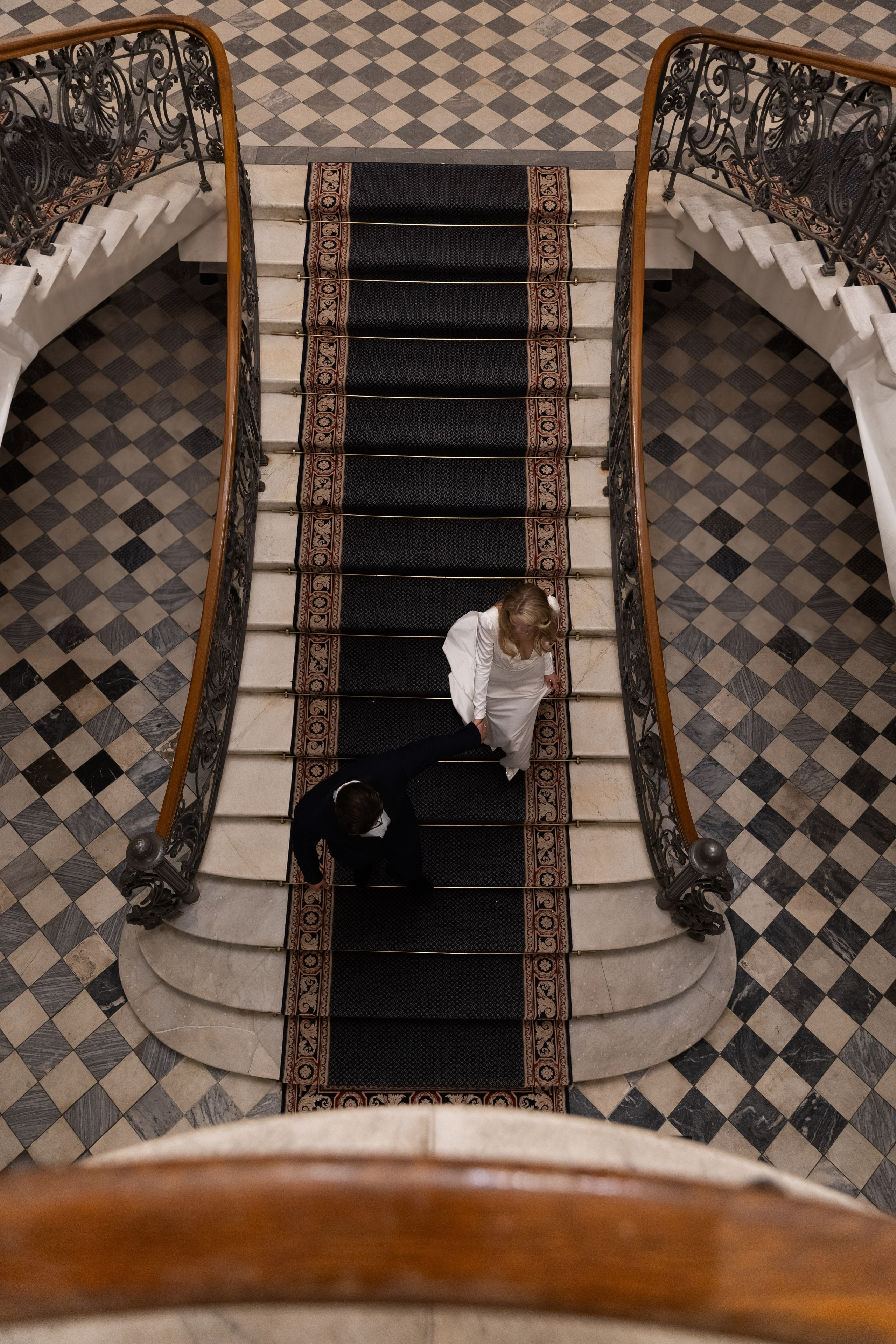 В Питере любить