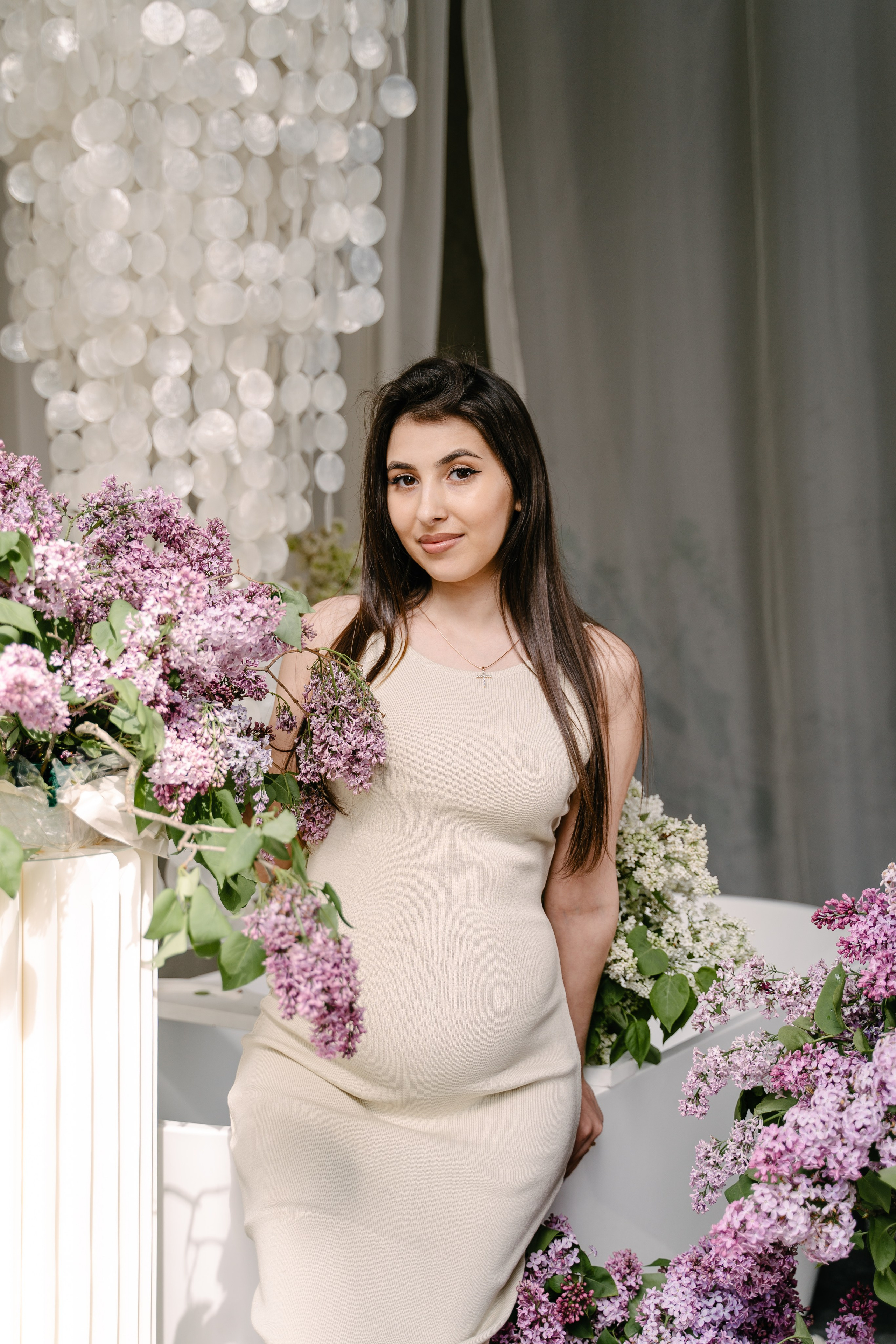 Диана в ожидании сирень. Свадебный фотограф Юлия Копылова