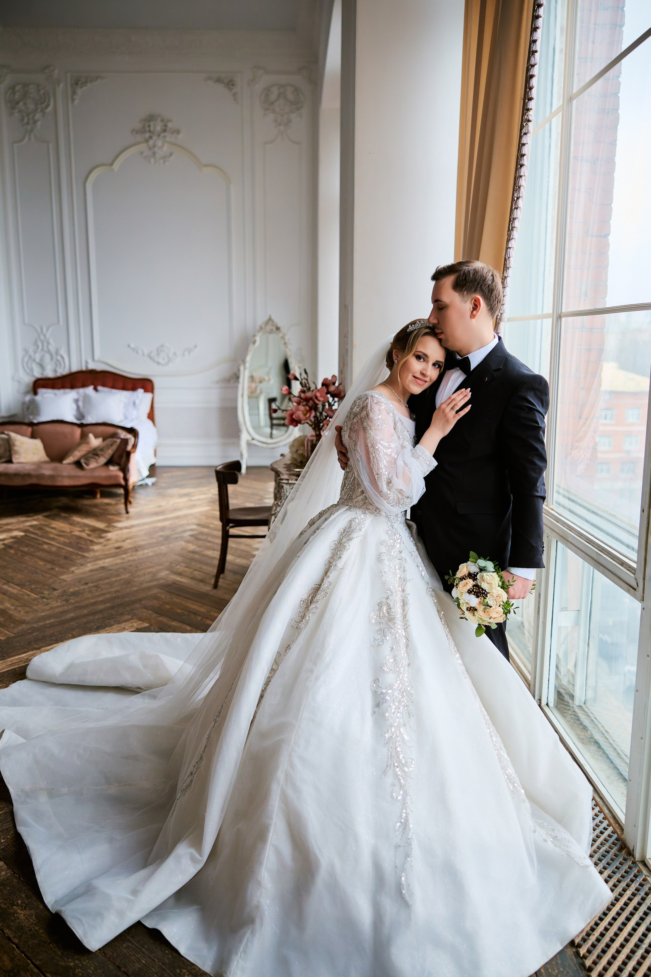 Свадебная фотосессия в студии. Свадебный фотограф Сергей Колбинский