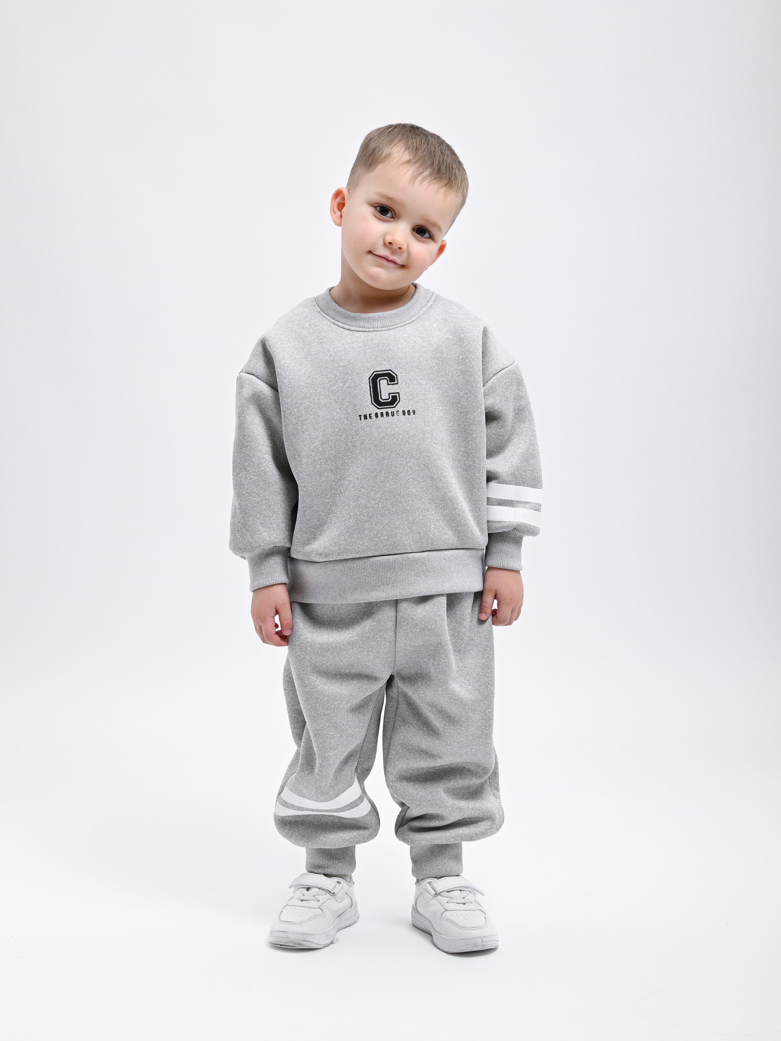 Детские костюмы. Предметный фотограф, фото для маркетплейсов Пятигорск, КМВ