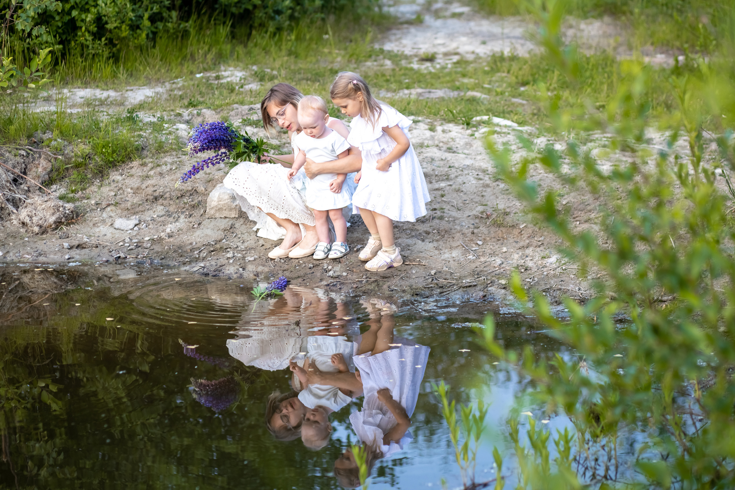 Фотосессия в люпинах. Детский и семейный фотограф в Санкт-Петербурге Перевощикова Наталья