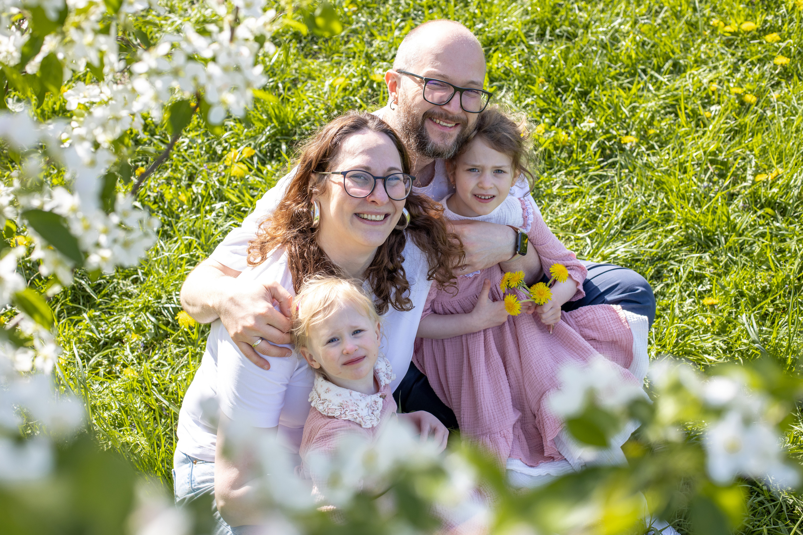В Яблоневом саду. Детский и семейный фотограф в Санкт-Петербурге Перевощикова Наталья