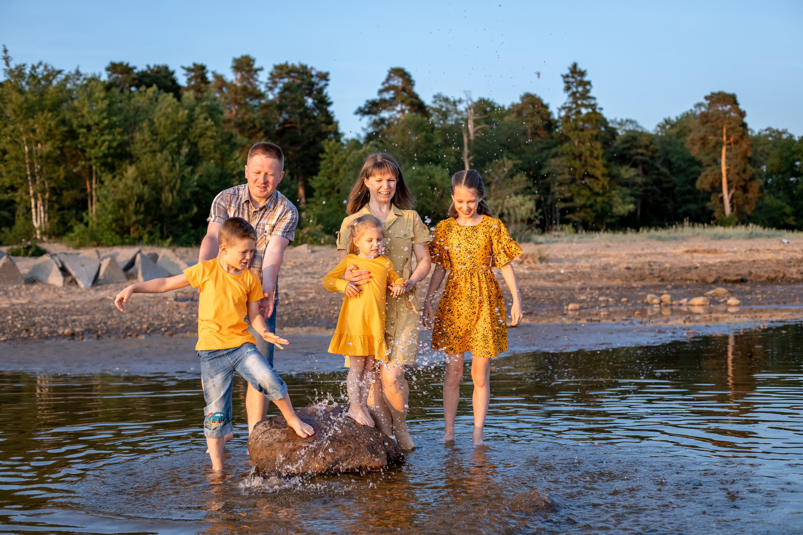 Закатная прогулка на заливе. Детский и семейный фотограф в Санкт-Петербурге Перевощикова Наталья