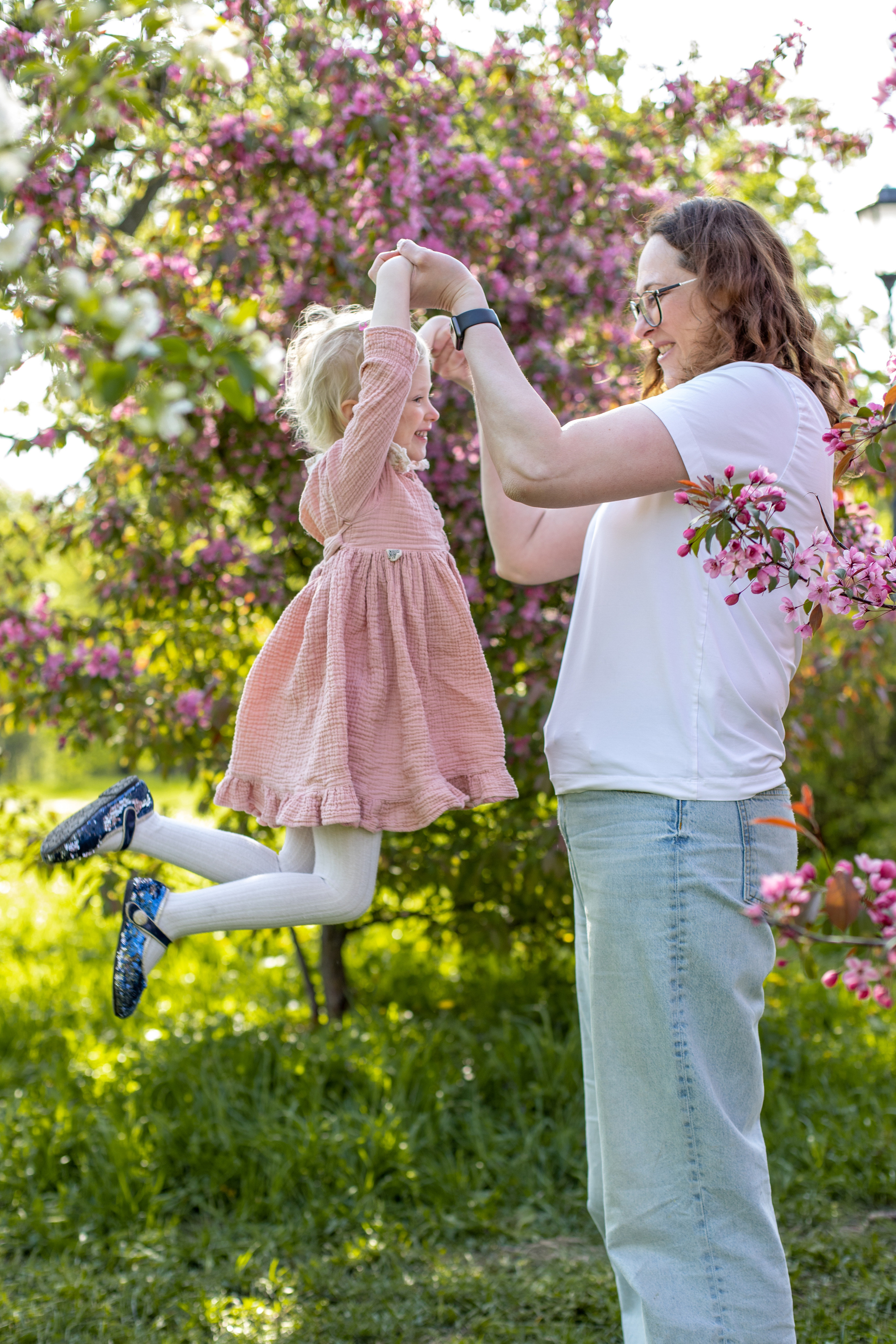 В Яблоневом саду. Детский и семейный фотограф в Санкт-Петербурге Перевощикова Наталья