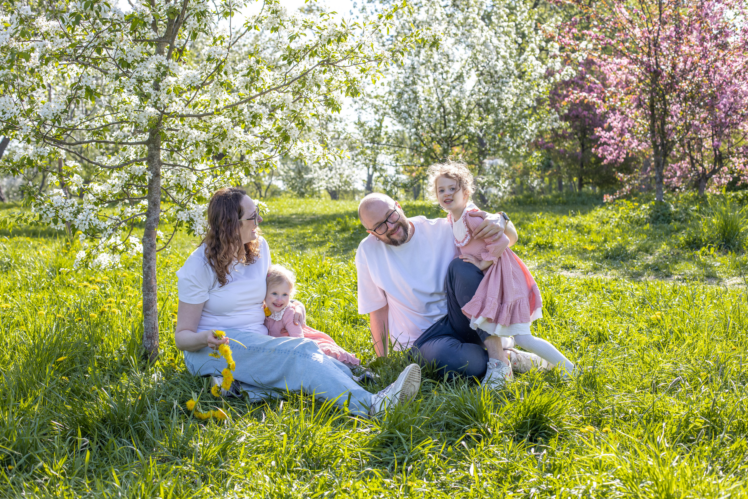 В Яблоневом саду. Детский и семейный фотограф в Санкт-Петербурге Перевощикова Наталья