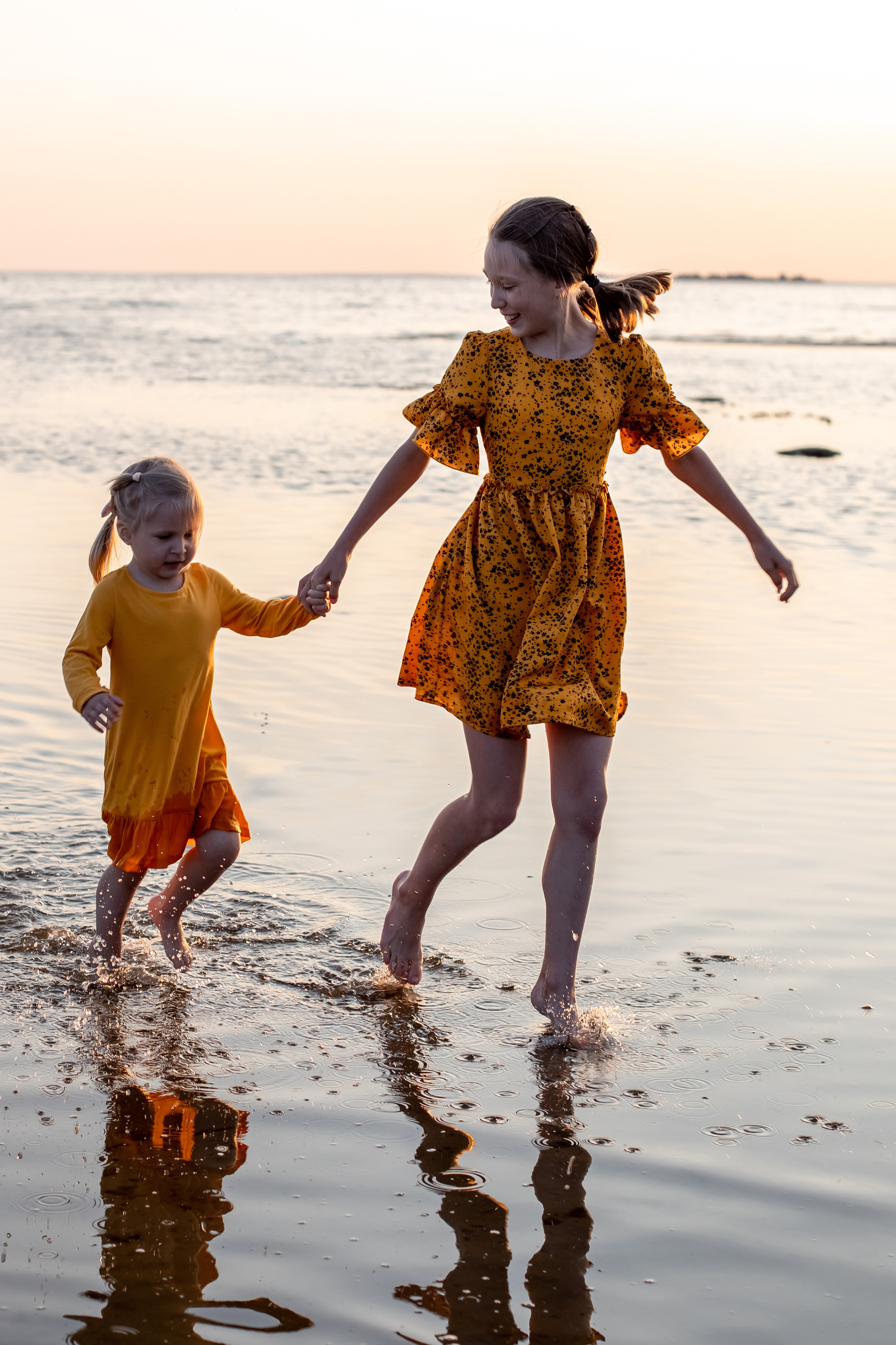 Закатная прогулка на заливе. Детский и семейный фотограф в Санкт-Петербурге Перевощикова Наталья