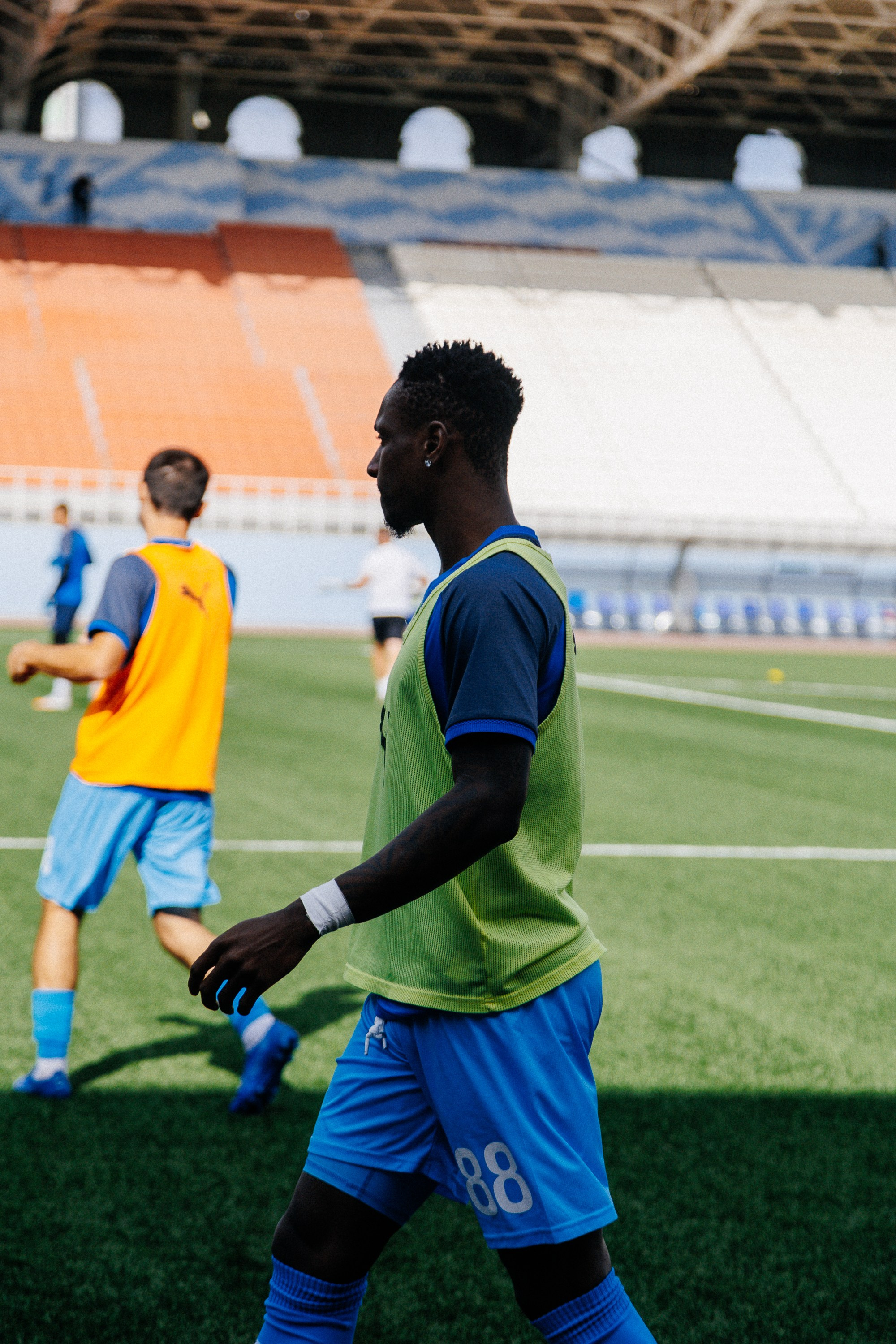 ФК ЧЕЛЯБИНСК Х ФК ВОЛГА. Репортажный фотограф Макс Брагин
