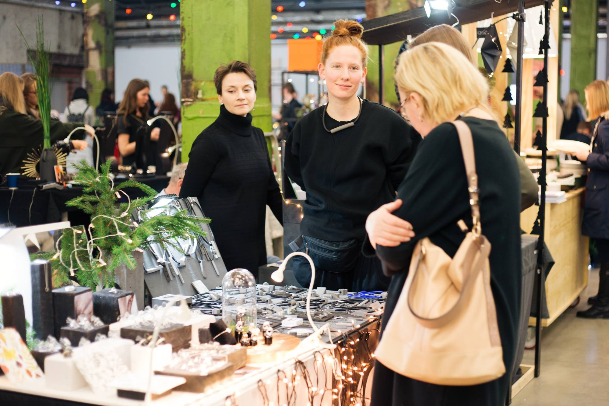 22–24 декабря 2017 на Трехгорной мануфактуре / День 1 / фото Людмила Савельева. Фотоотчеты «Ламбада-маркета»