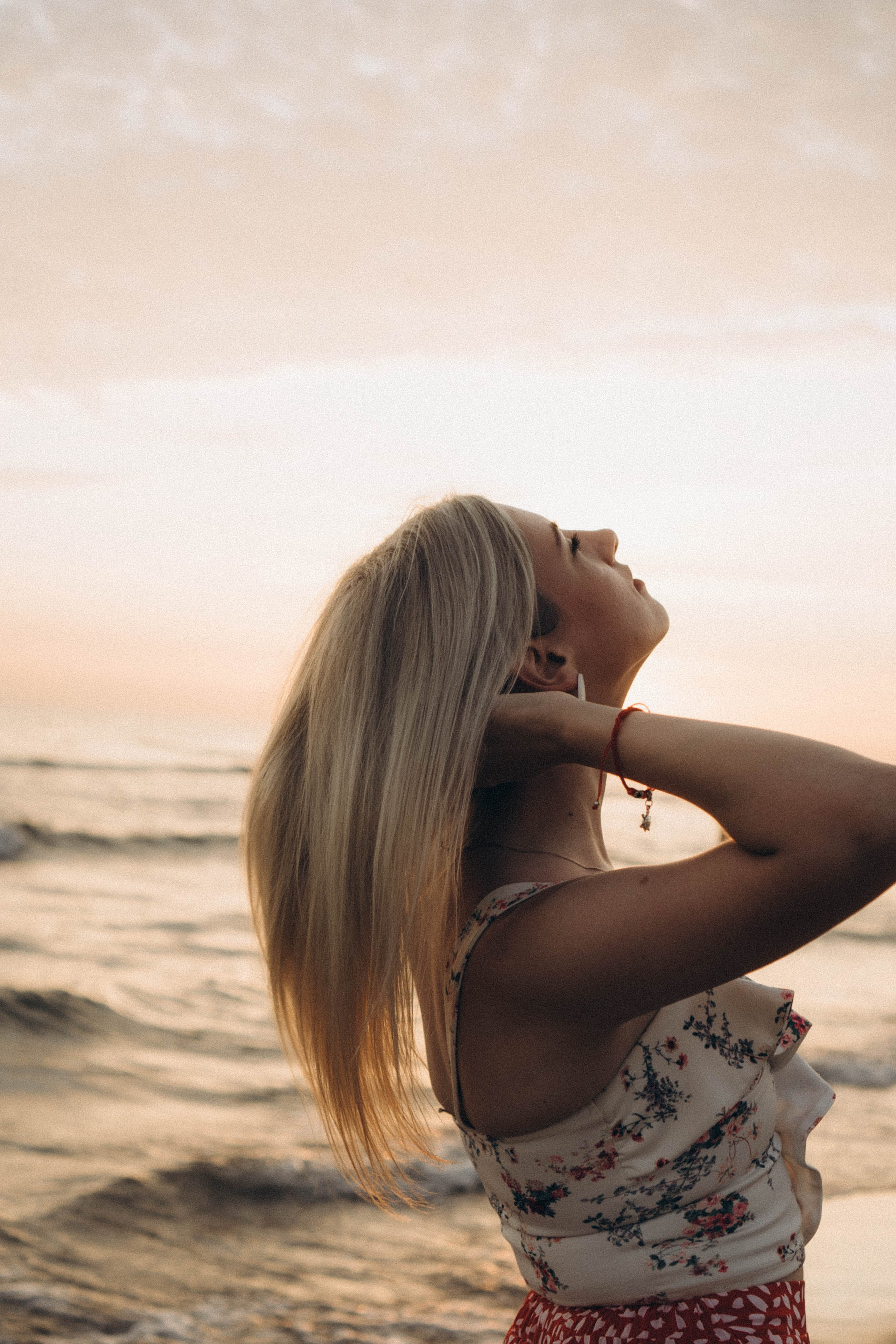 Июльский вечер на берегу черного моря. Профессиональный фотограф, Санкт-Петербург — Виктория Богомолова