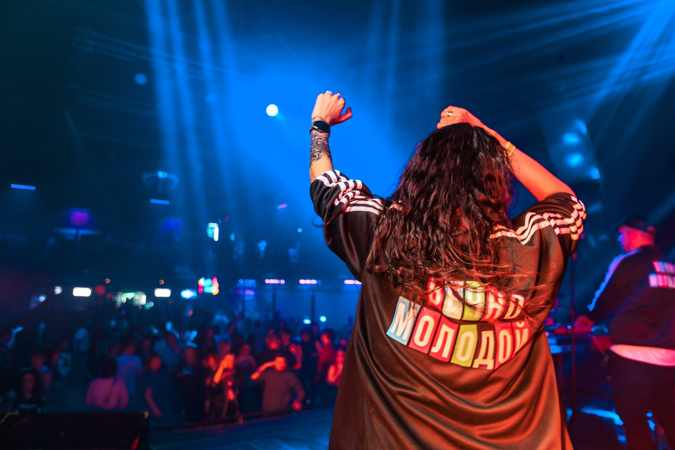 13.04.25 Вечно молодой. Репортажный фотограф Екатеринбург | Яркий, качественный репортаж | Концерты, клубы, репортаж, праздники, корпоративы