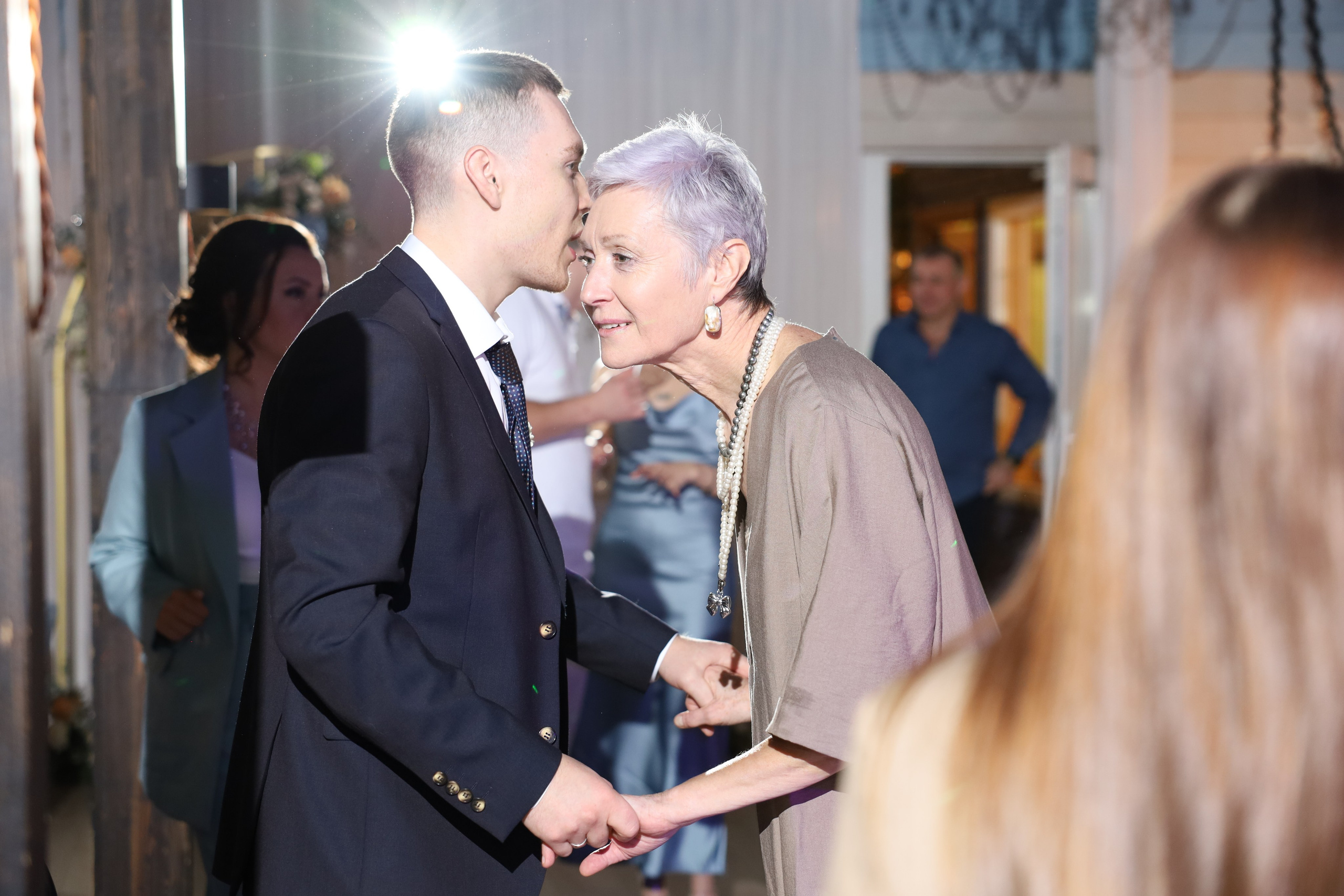 𝒜𝓇𝓉𝑒𝓂 & 𝐿𝓎𝓊𝓈𝓎𝒶 (𝓇𝑒𝓈𝓉𝒶𝓊𝓇𝒶𝓃𝓉). 𝑀𝑜𝓈𝒸𝑜𝓌. Свадебный фотограф в Санкт-Петербурге