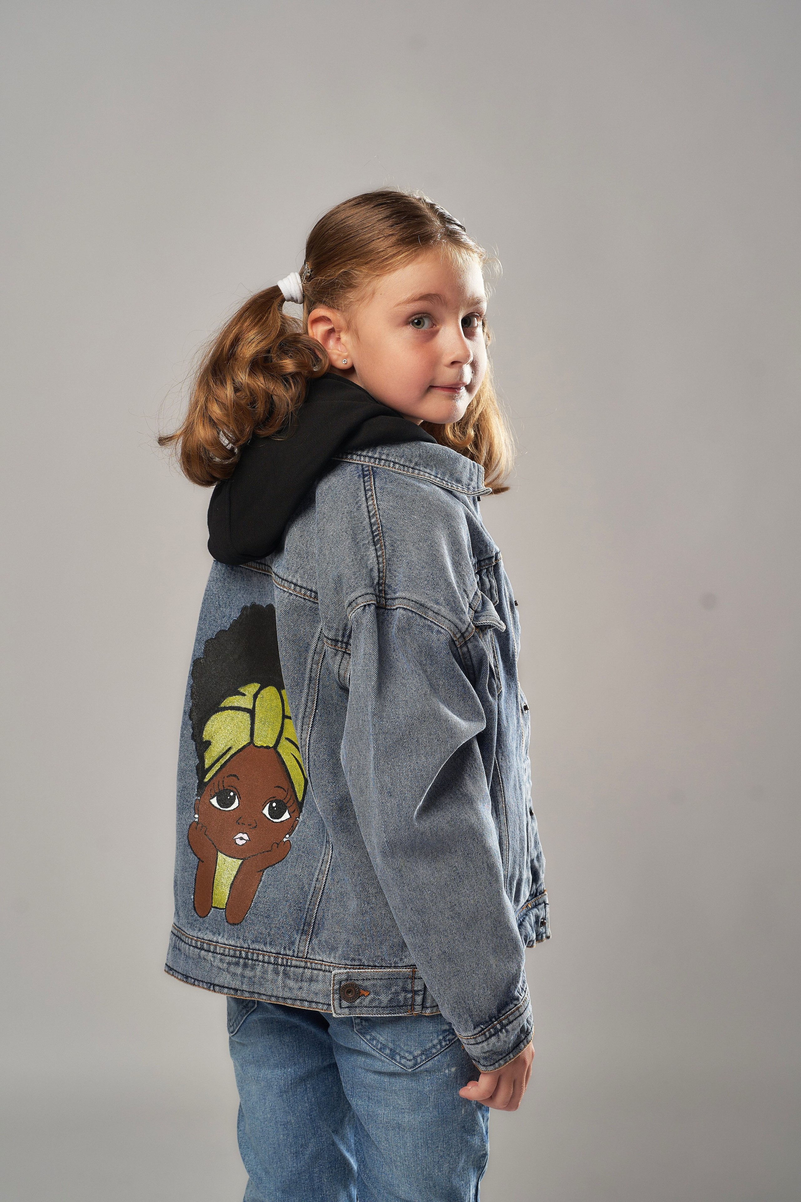 Предметная и фудсъёмка в Москве. Фото для маркетплейсов. Фотограф Петр Анисимов