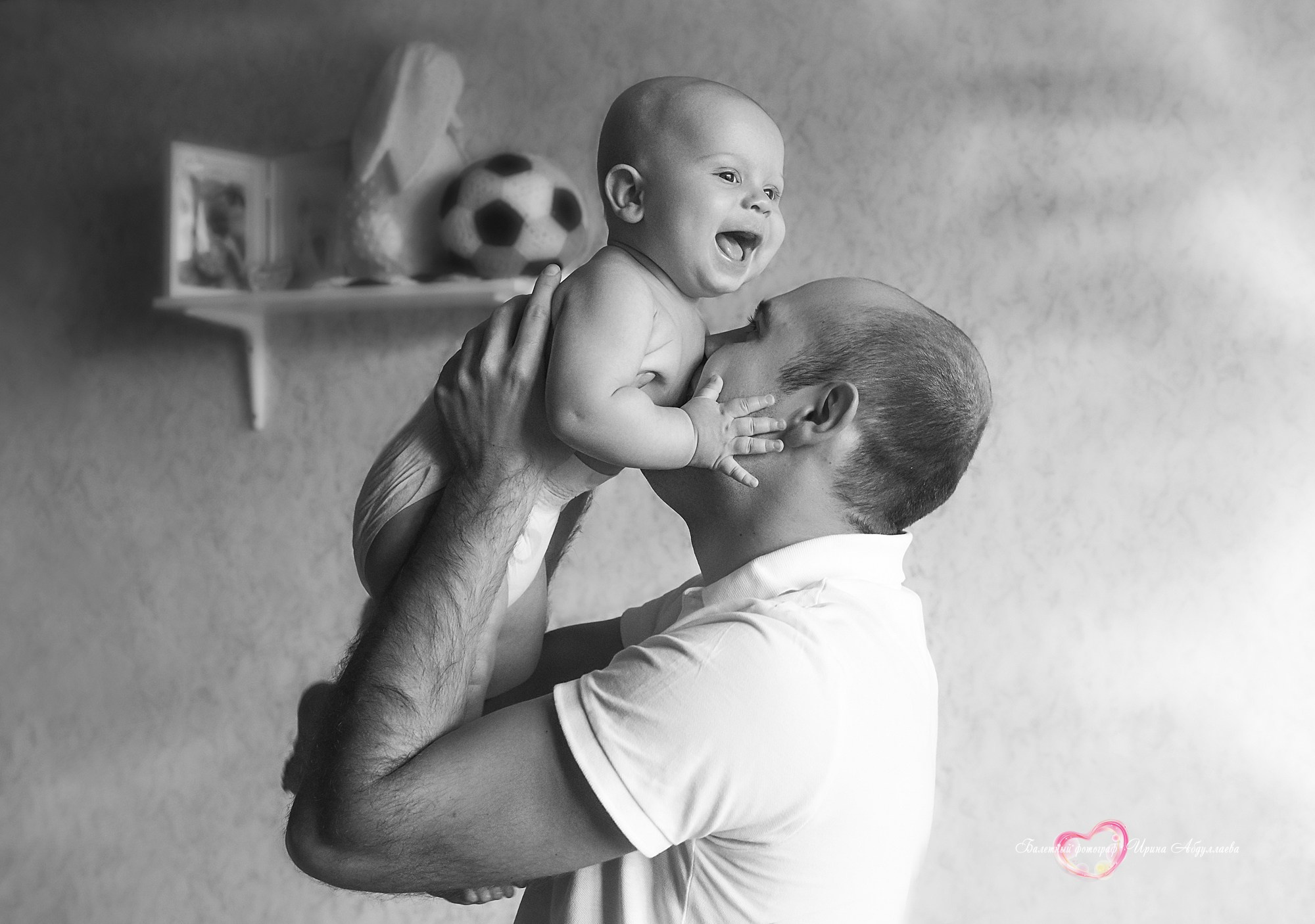 Семейная фотосессия Мирон 5 мес