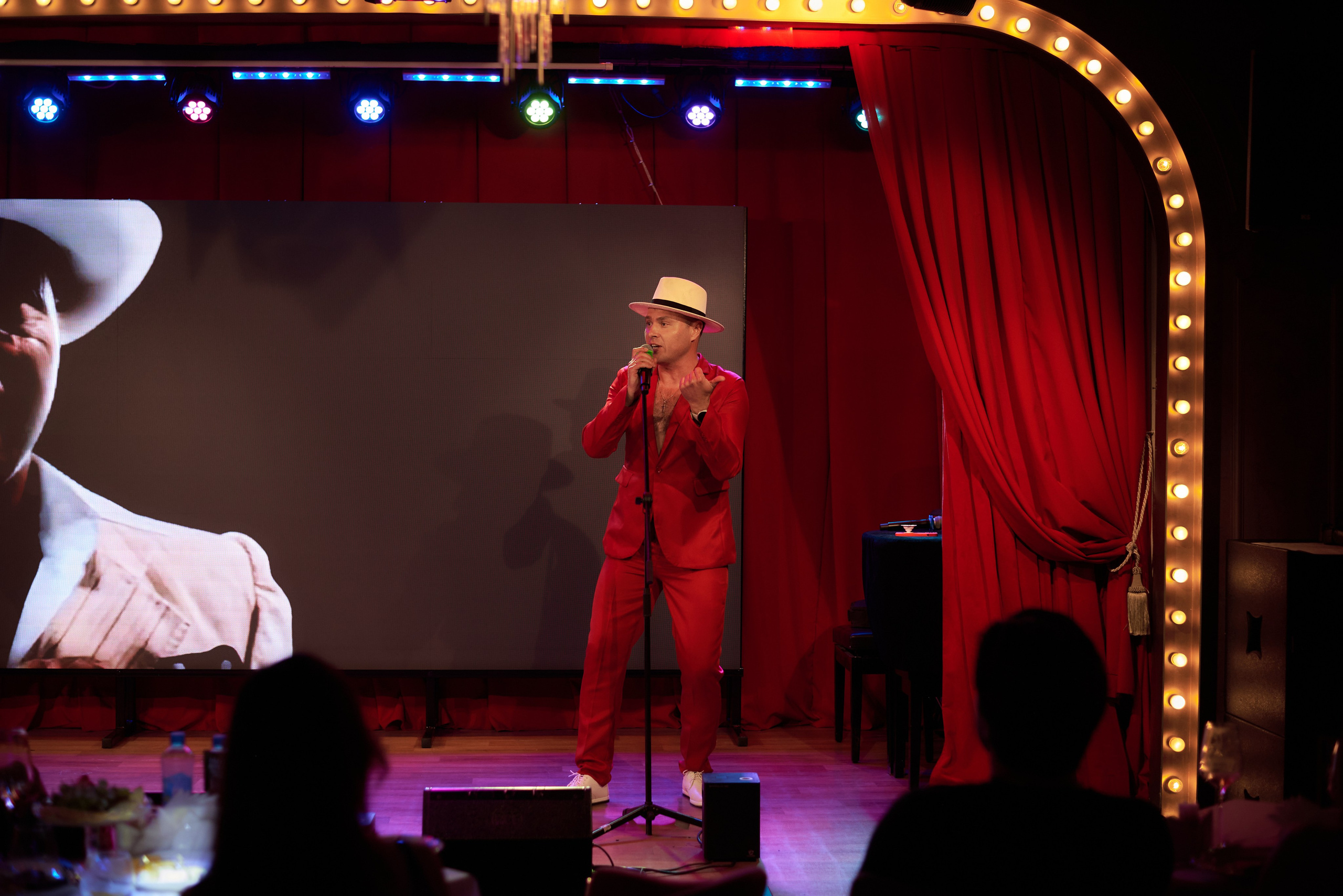 Отчетный концерт мастерской эстрадного вокала. Photographer Bangkok — Pattaya | фотограф Бангкок — Паттайа