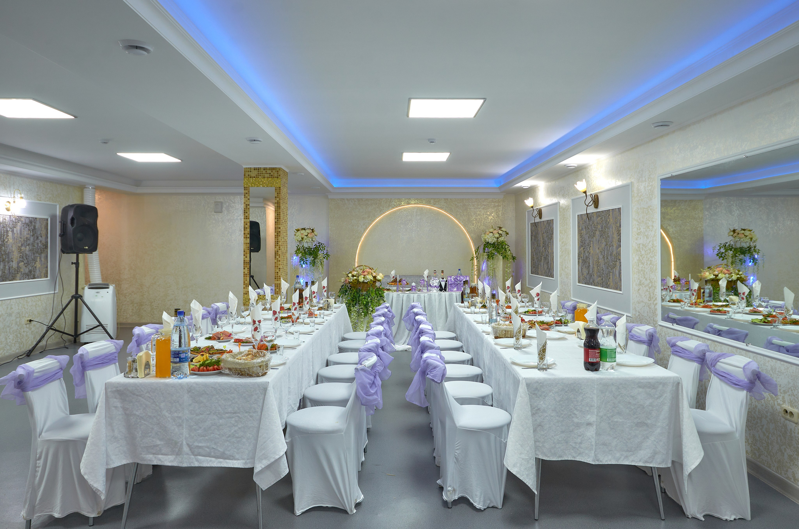 Банкетный зал Блиц. Абросимов Лев интерьерный и архитектурный фотограф