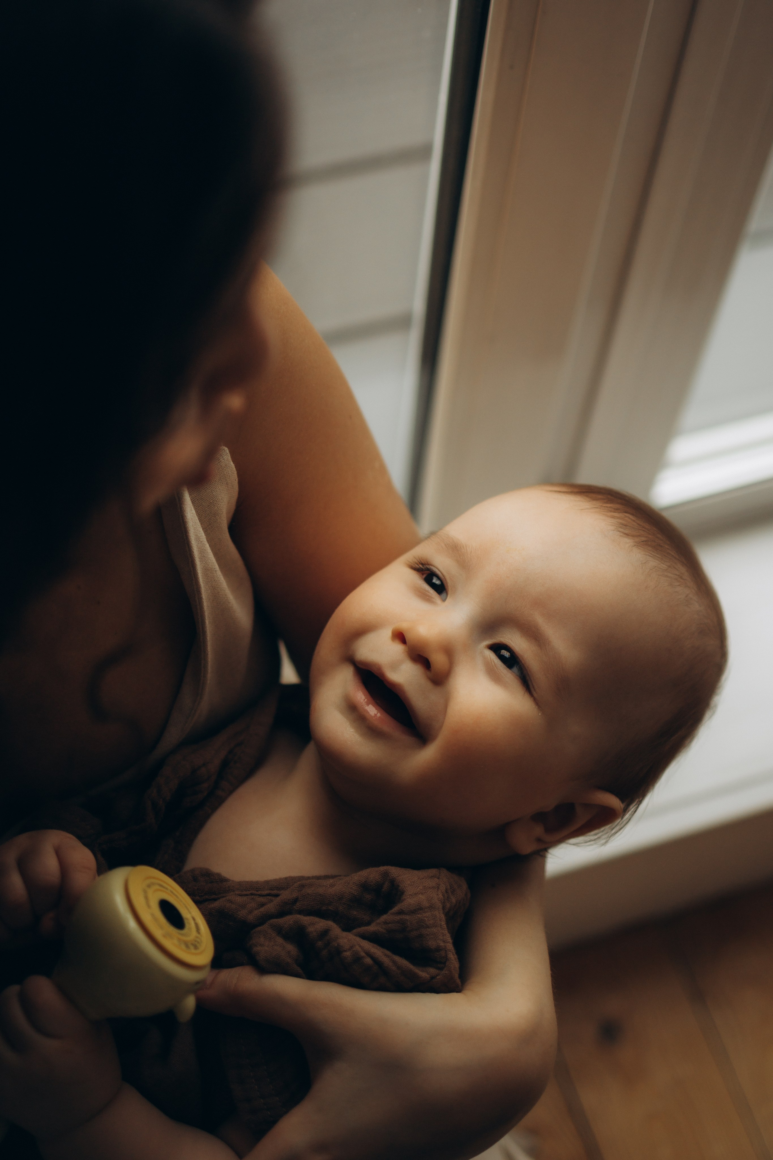 Регина и малыш Дима. Семейный, домашний, ньюборн фотограф Москва Цветкова Елизавета