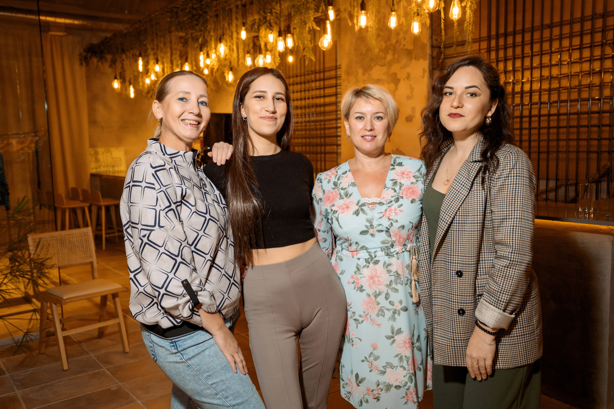 ПРИМЕР: Корпоратив Мамин Хлеб. Все фото. Профессиональный фотограф в Ижевске Леша Петров