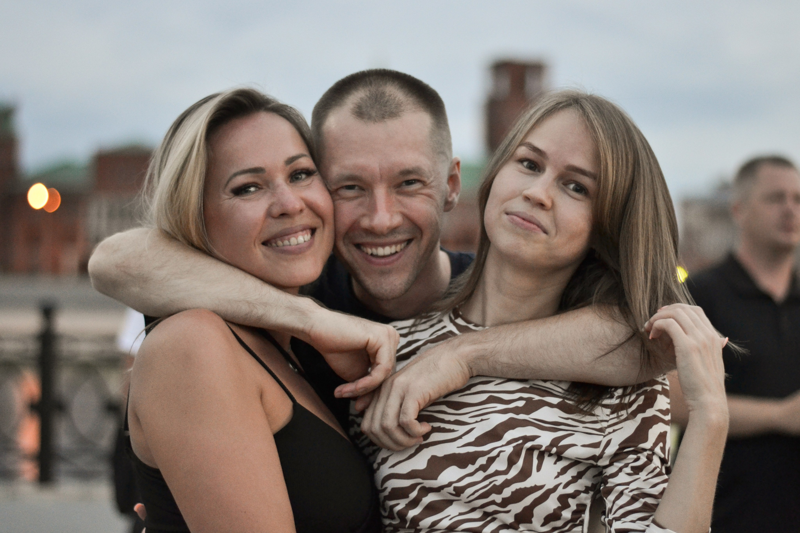 Оупен. Семейный и свадебный фотограф в Йошкар-Оле Виктор Крайт