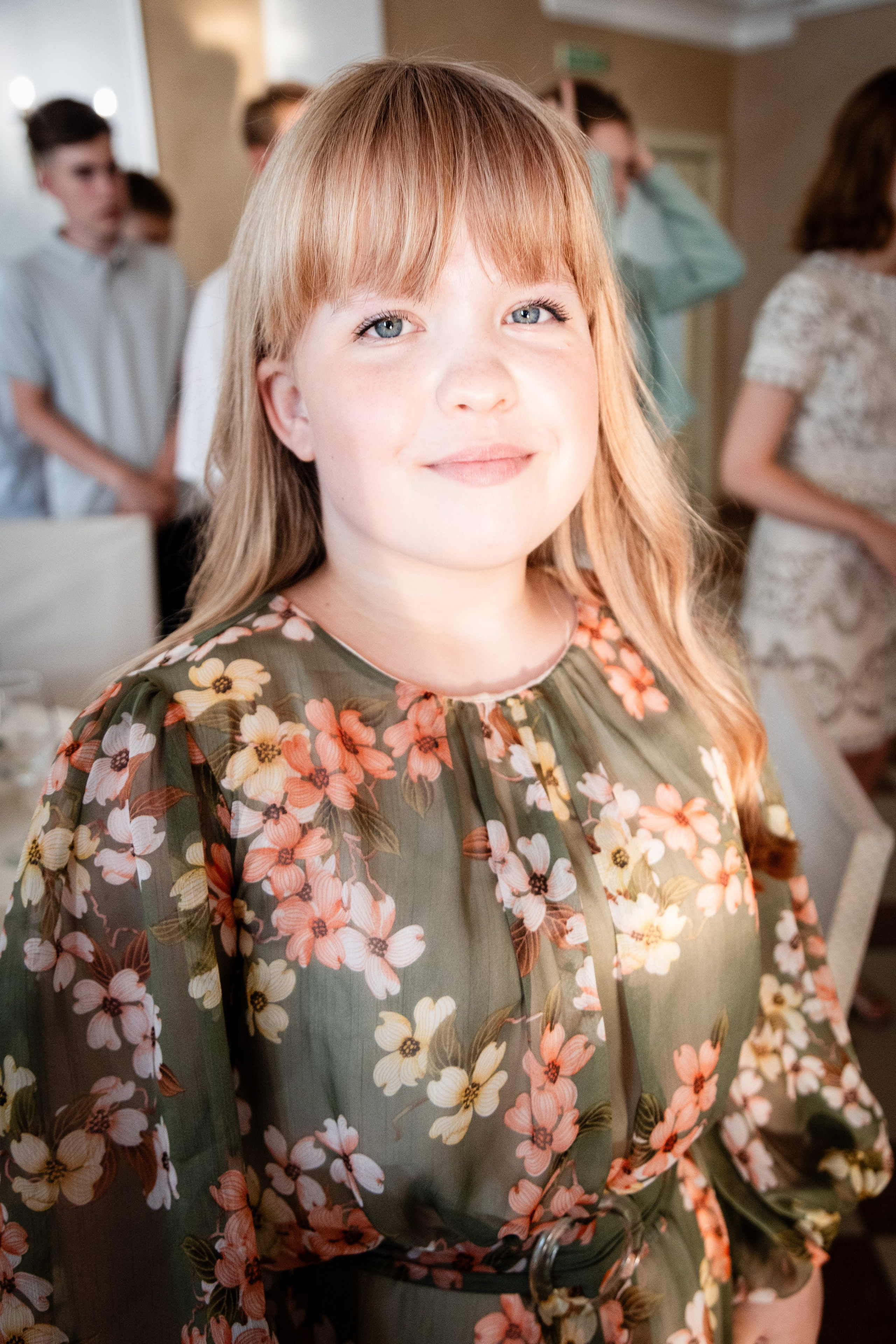 Школьный выпускной. Детский фотограф видеограф в Хабаровске Михаил Орлов