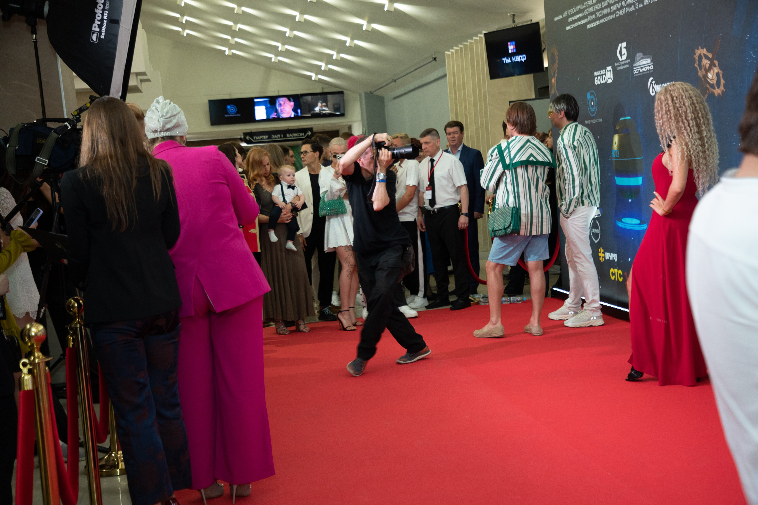 Закрытый показ фильма «Хронос». Art photographer Nino