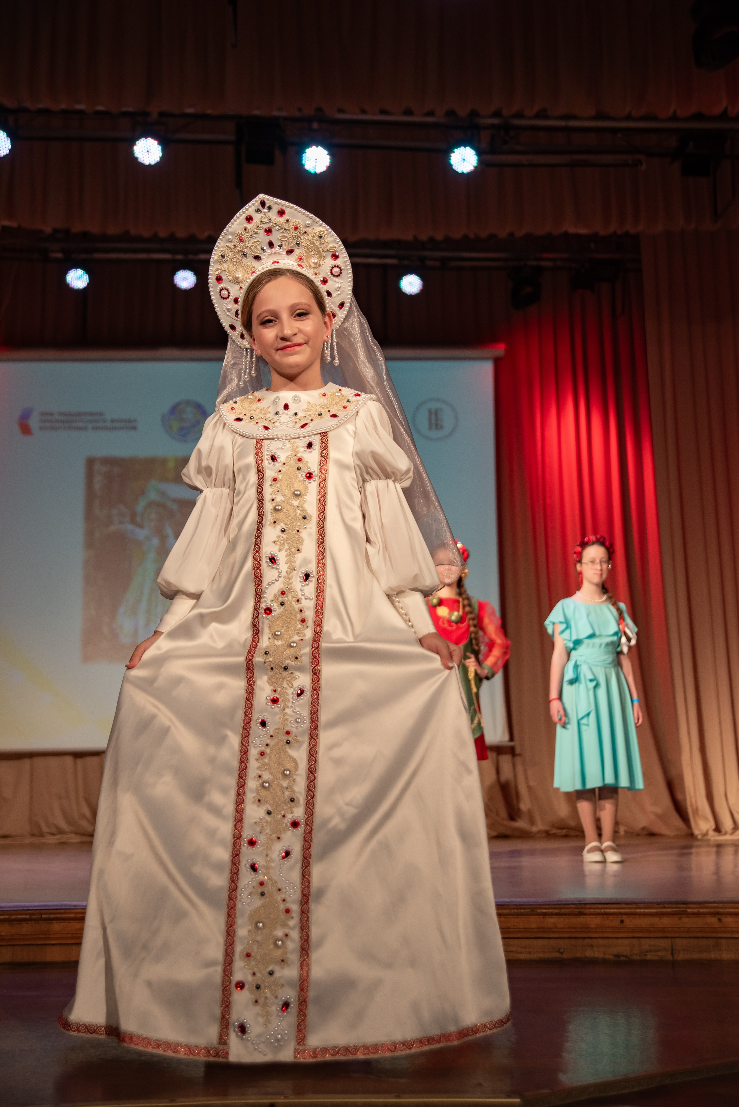 Репортажная съёмка концерта. Фотограф Макс Огурцов в Нижнем Новгороде