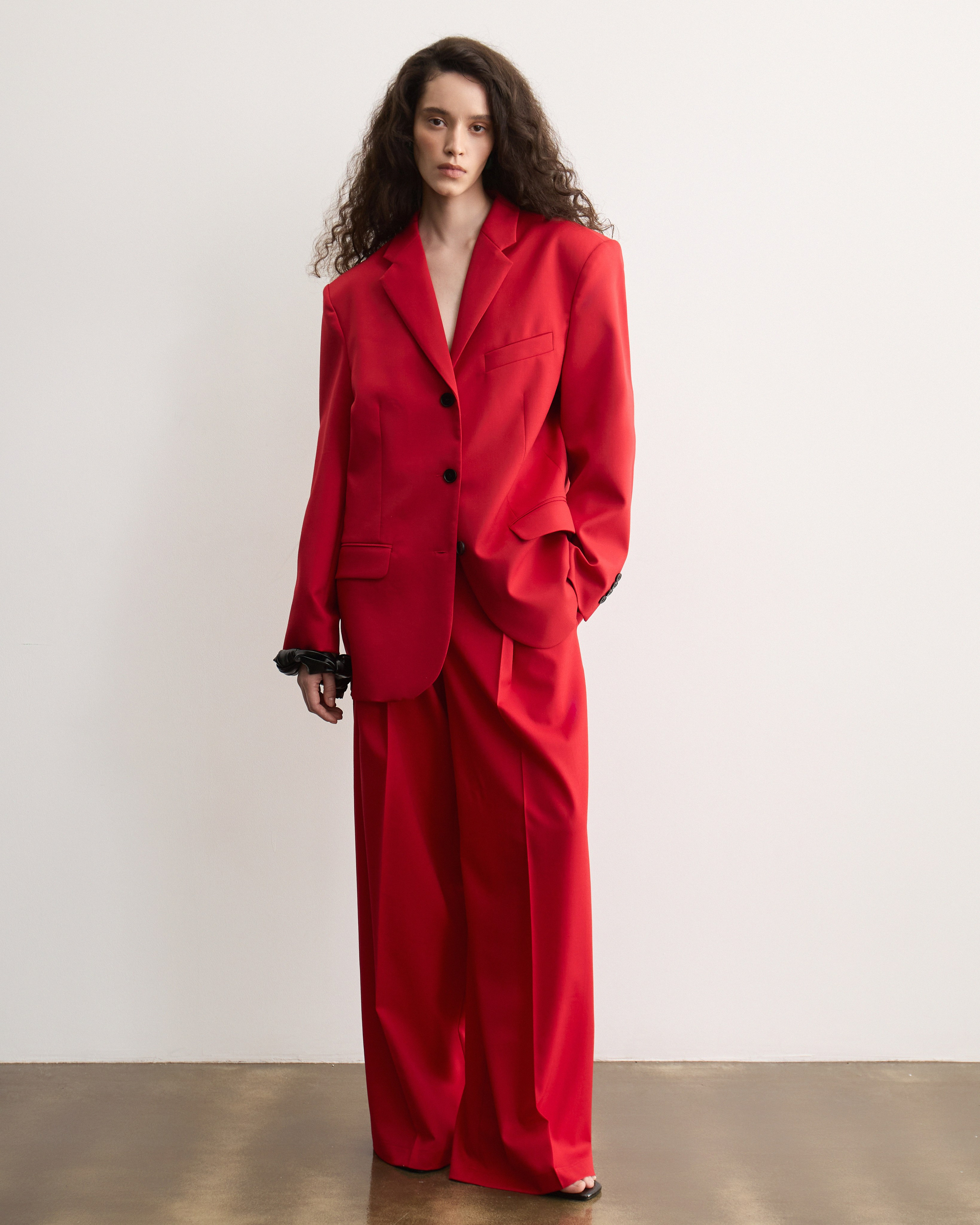 Room513. Фотограф и видеограф для брендов в Москве