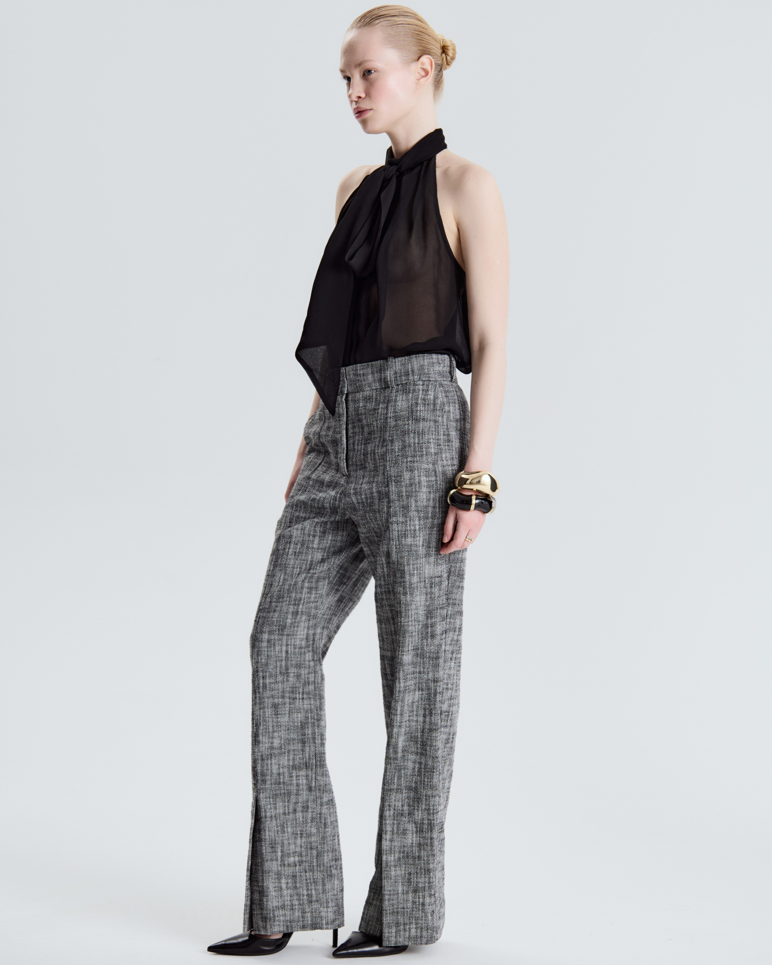 Room513. Фотограф и видеограф для брендов в Москве