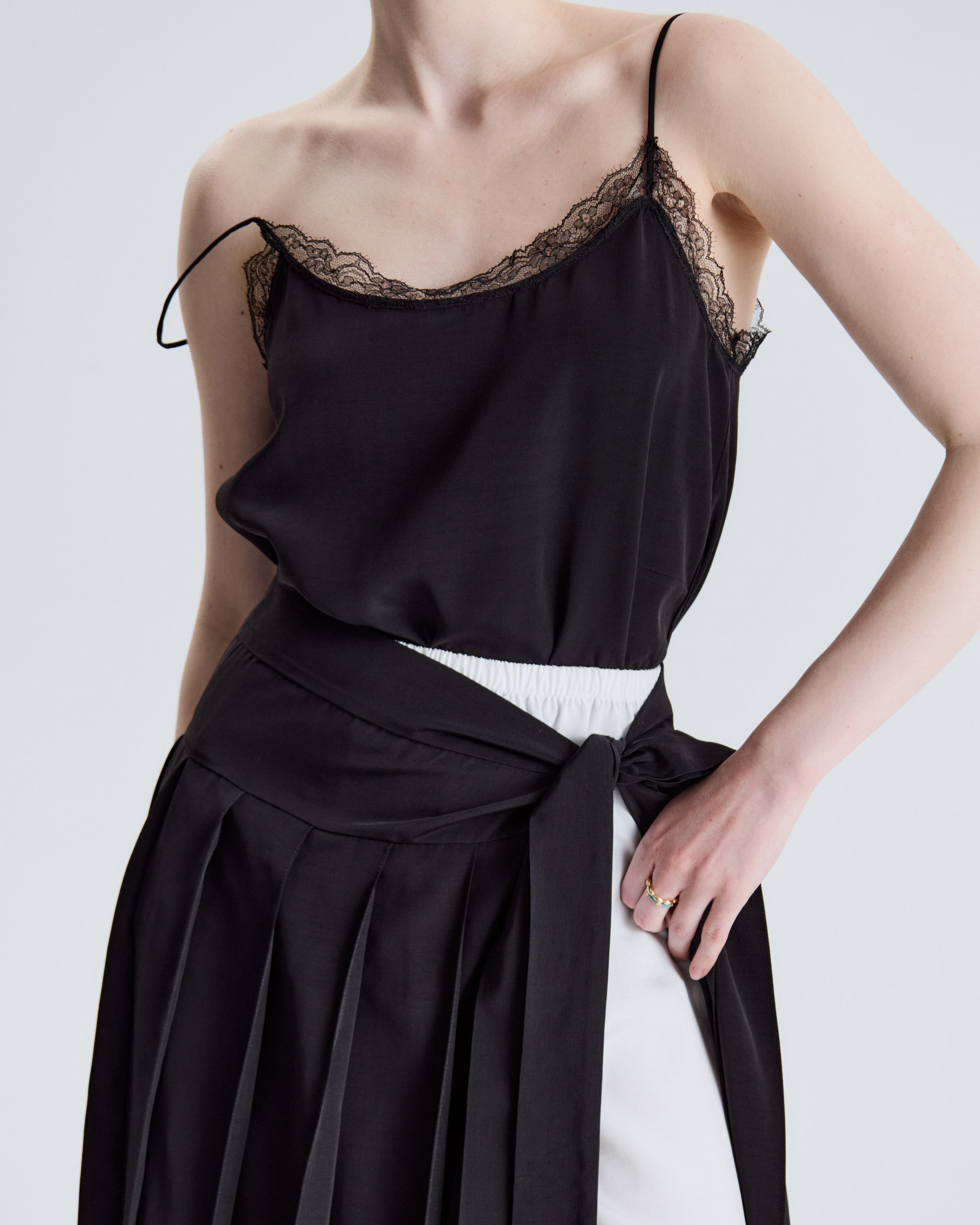 Room513. Фотограф и видеограф для брендов в Москве