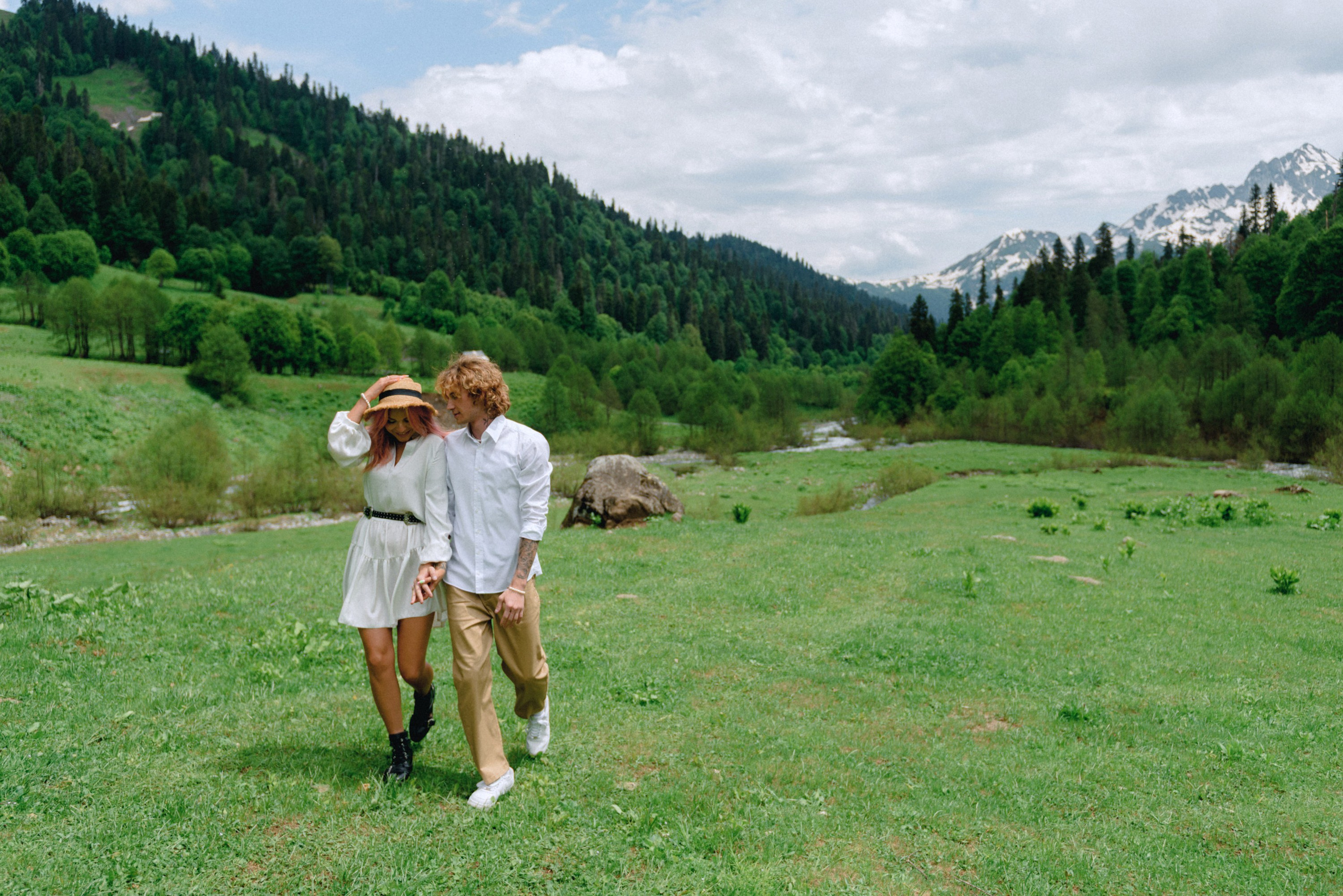 Alpine meadows phototour|The Italian Dolomites Love Story photoshoot. Fedor Lemeshko — Destination Wedding and Family Lifestyle photographer