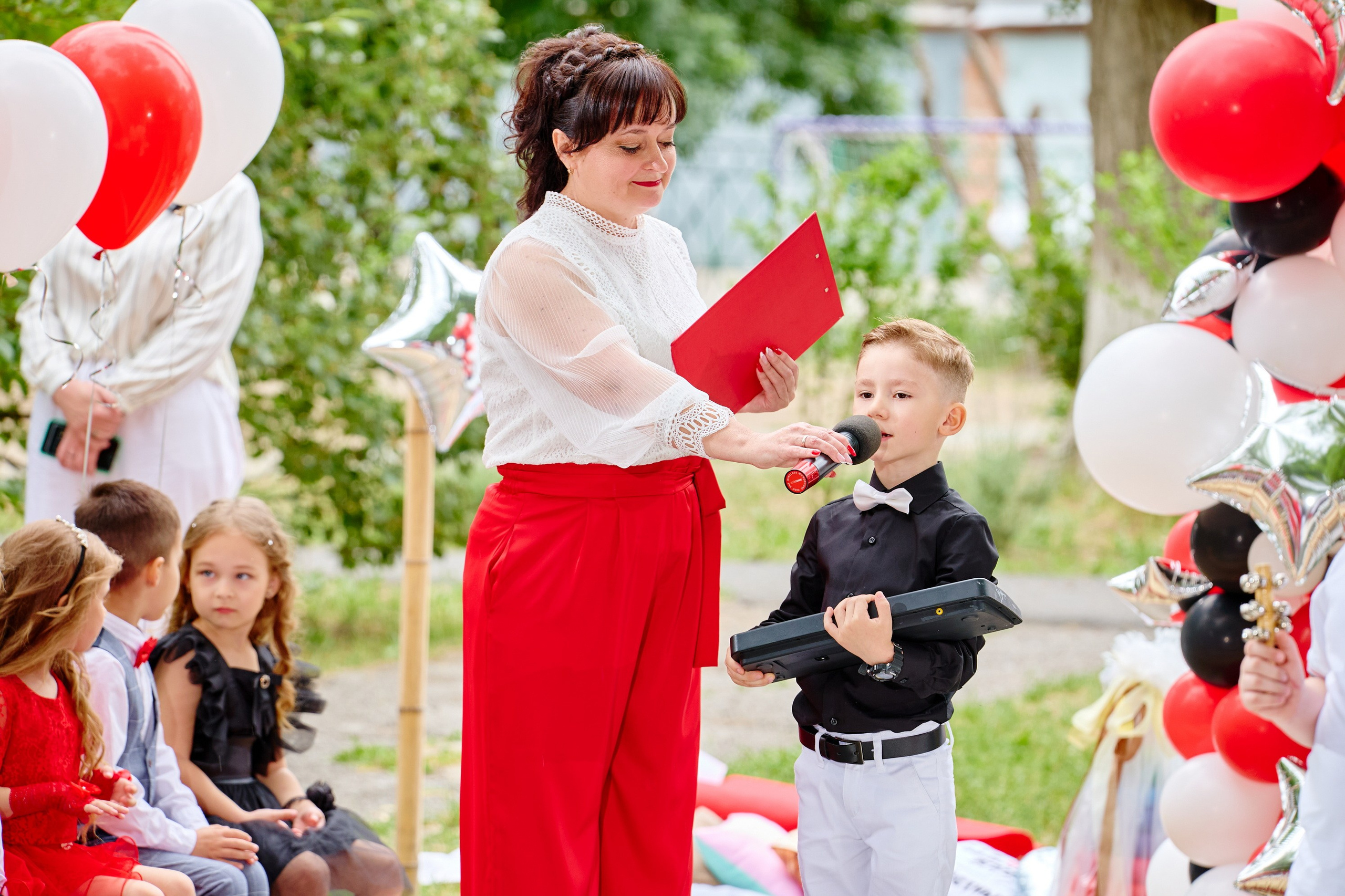 Выпускной 45 сад. Фотограф Выпускные альбомы Таганрог Сергей Коробченко