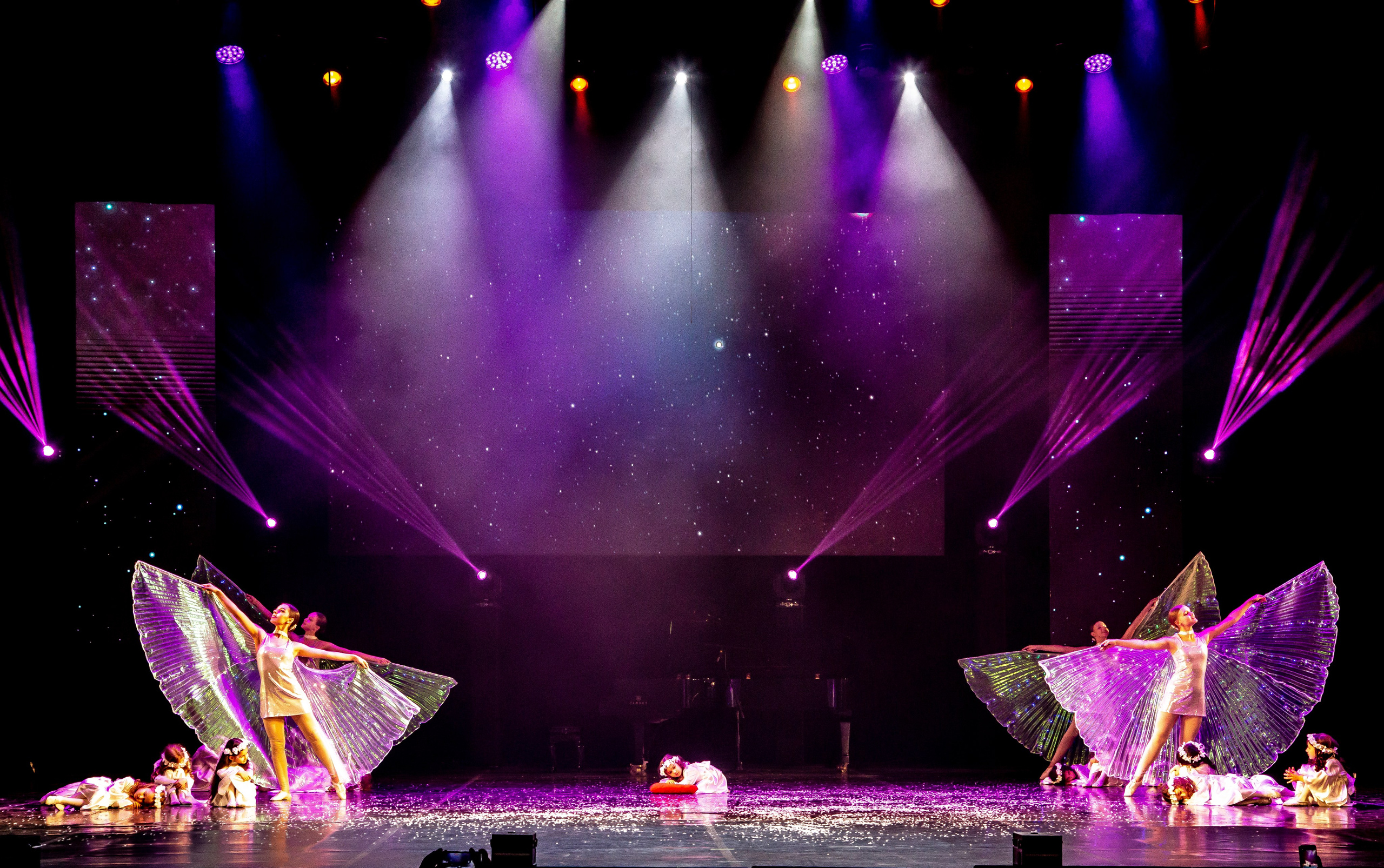 Закрытие года семьи в Сочи Зимний театр. Фотограф в Сочи Юрий Шептаев