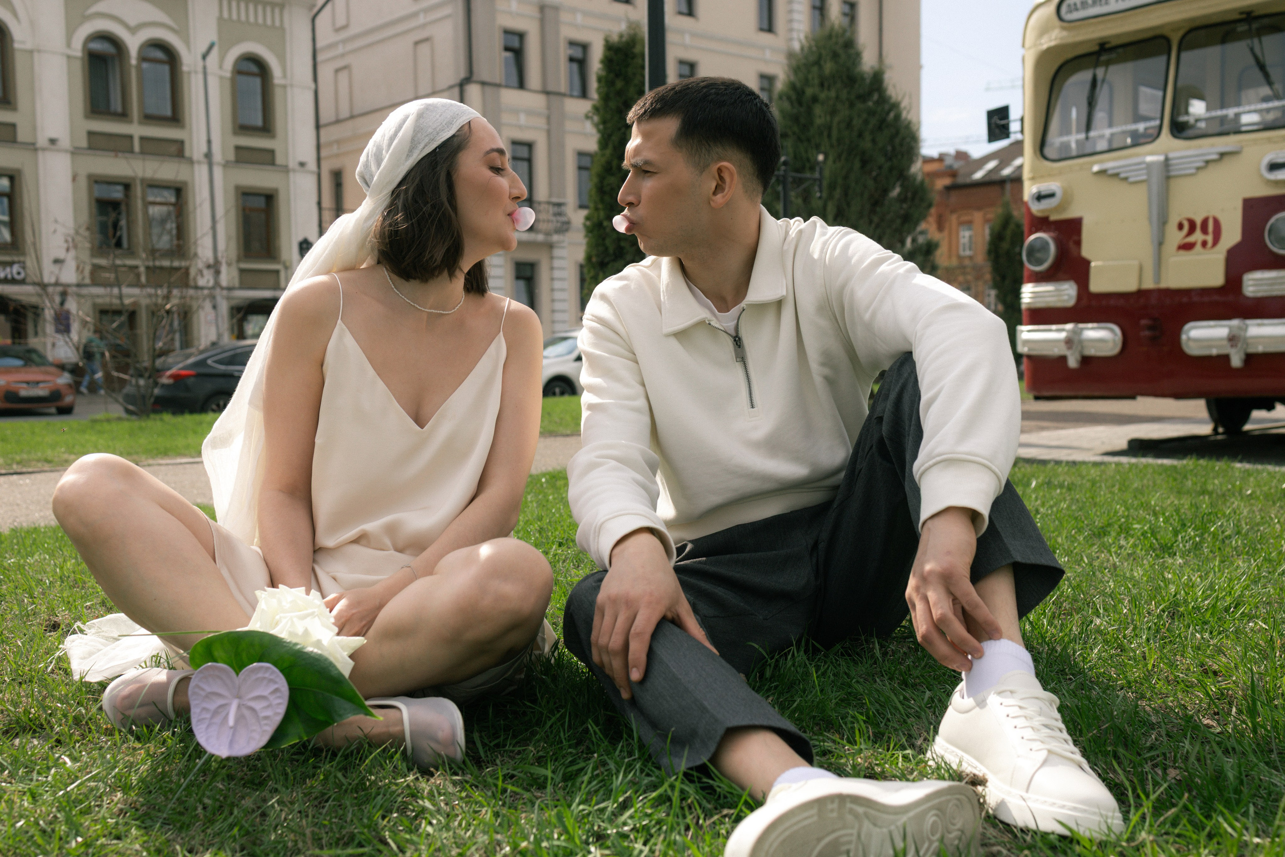 Диана и Руслан. Гуляя по городу | 15.05.2025. Фотограф Зарина. Казань
