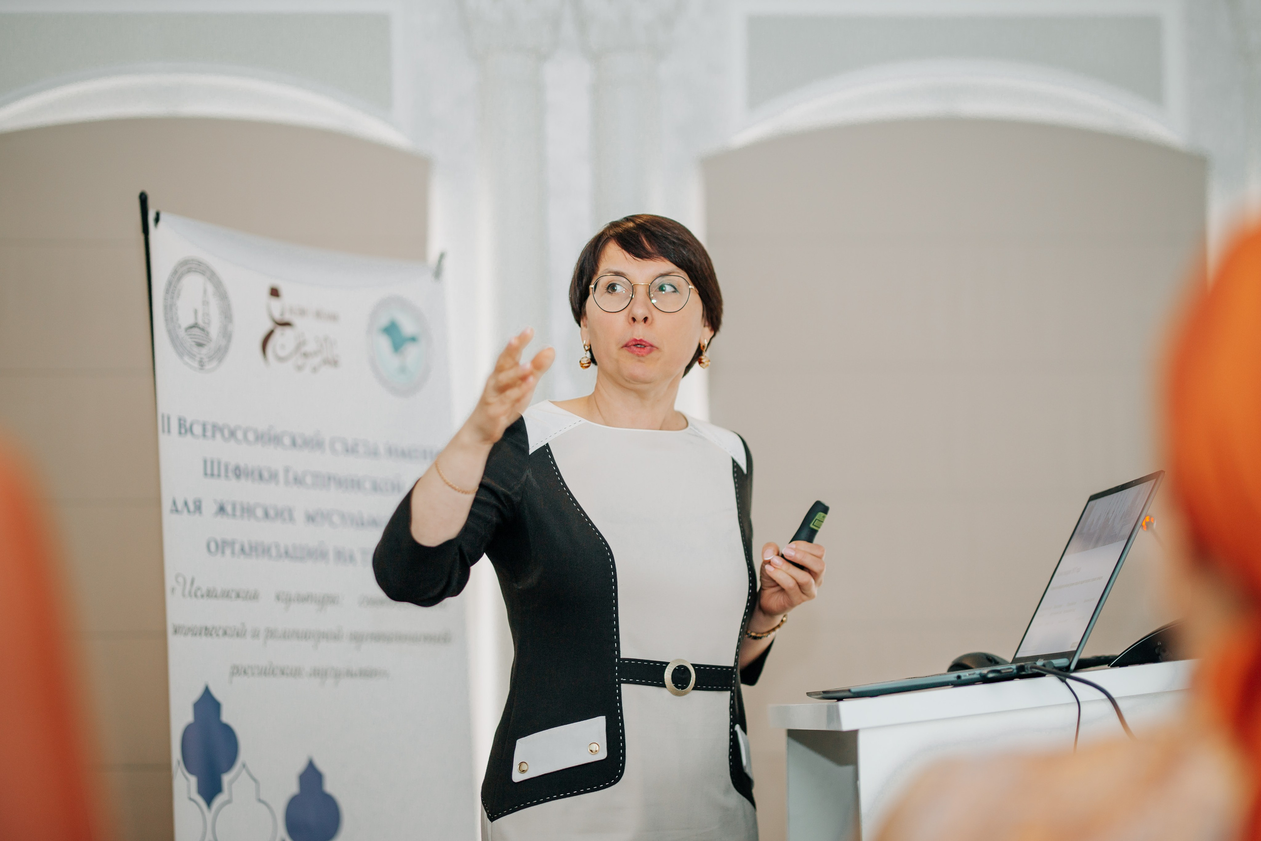 II Всероссйский съезд имени Шефики Гаспринской. Фотограф в Крыму