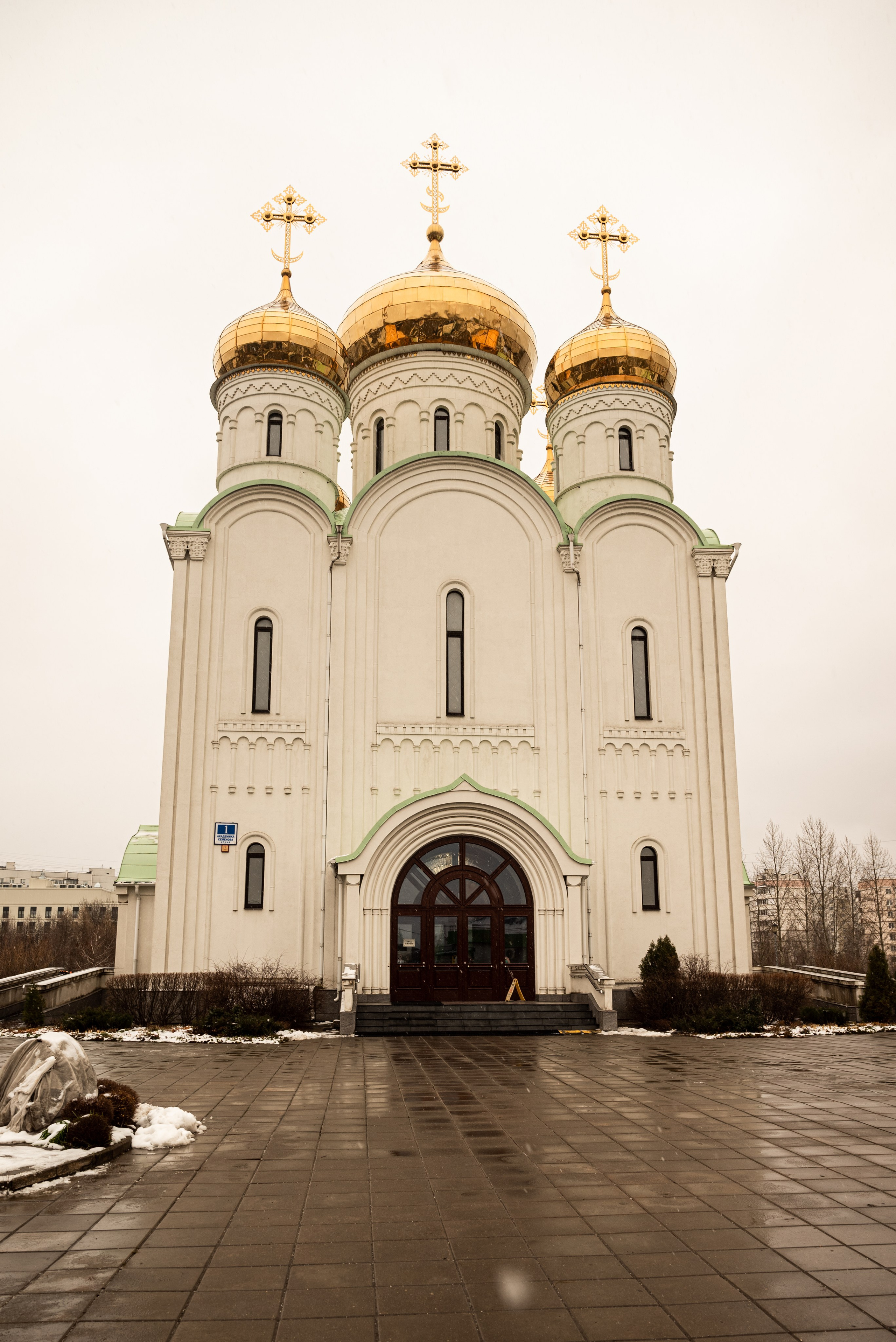 Крещение в Церкви святителя Стефана Пермского в Южном Бутово. Фотограф Ксения Огородова портфолио