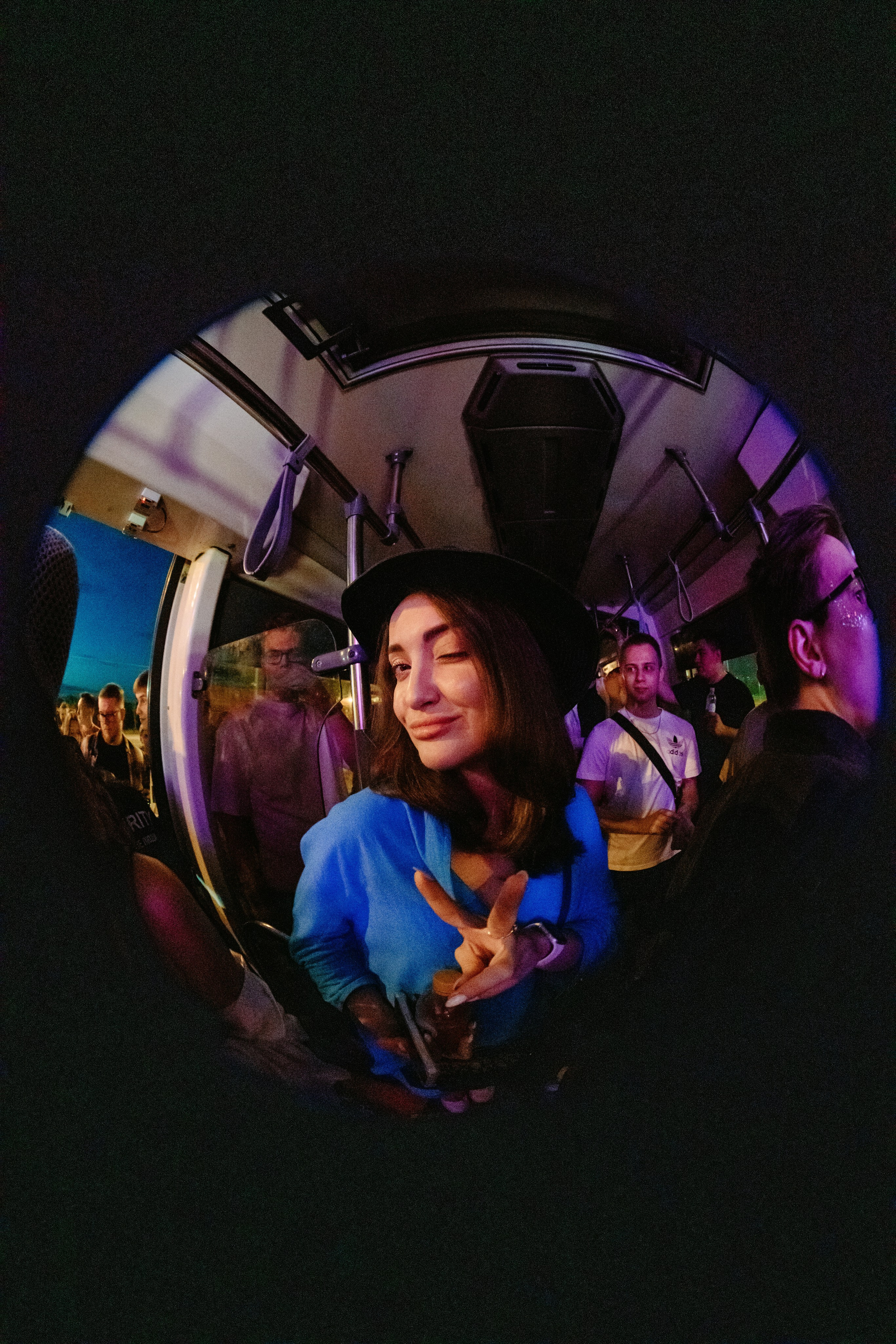 Вечеринка в трамвае / 2024. Саша Копылов, фотограф в Казани