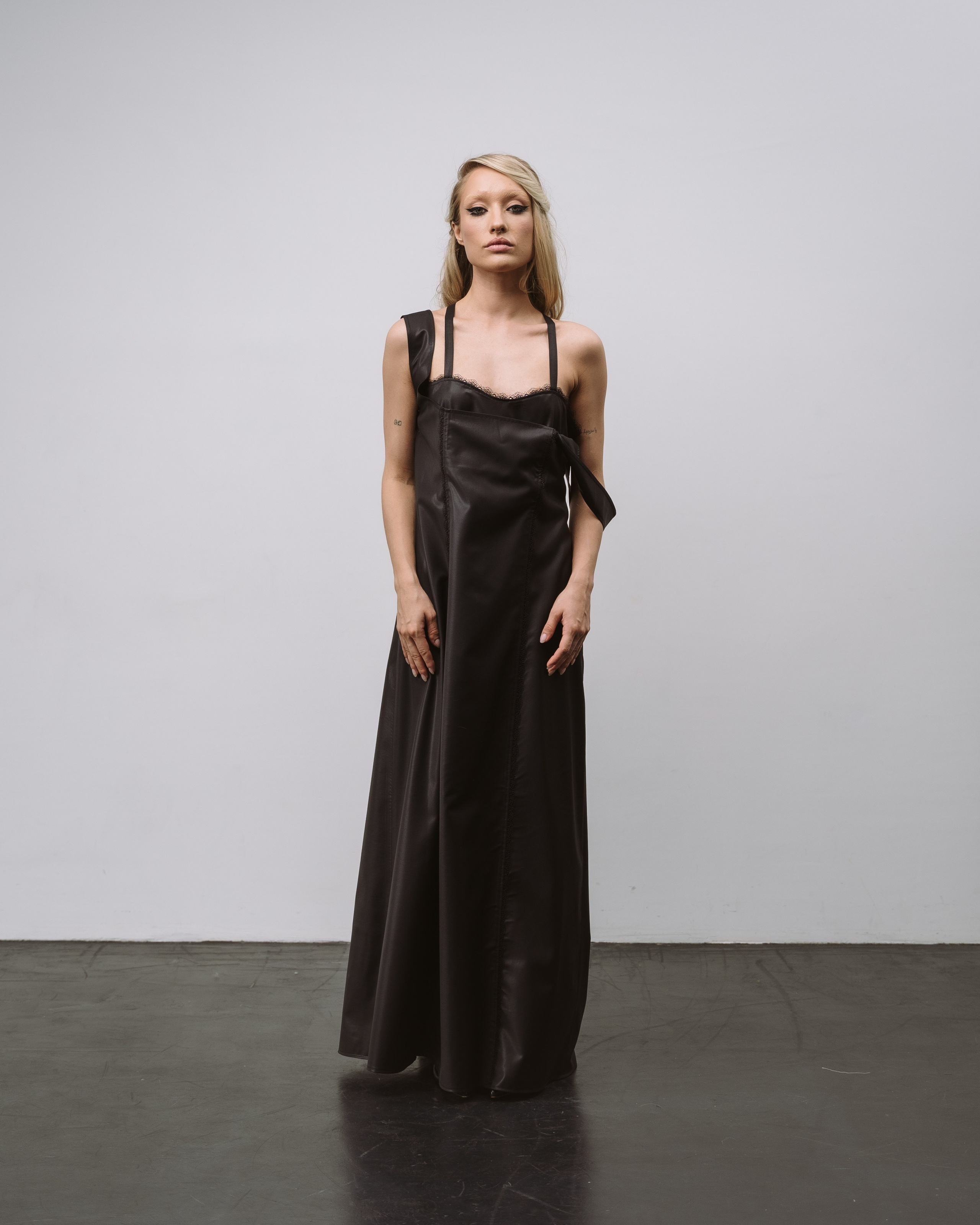 ZO: YOUR INNER PRINCESS. TUTSARKIS — Art Director | Stylist | Photographer